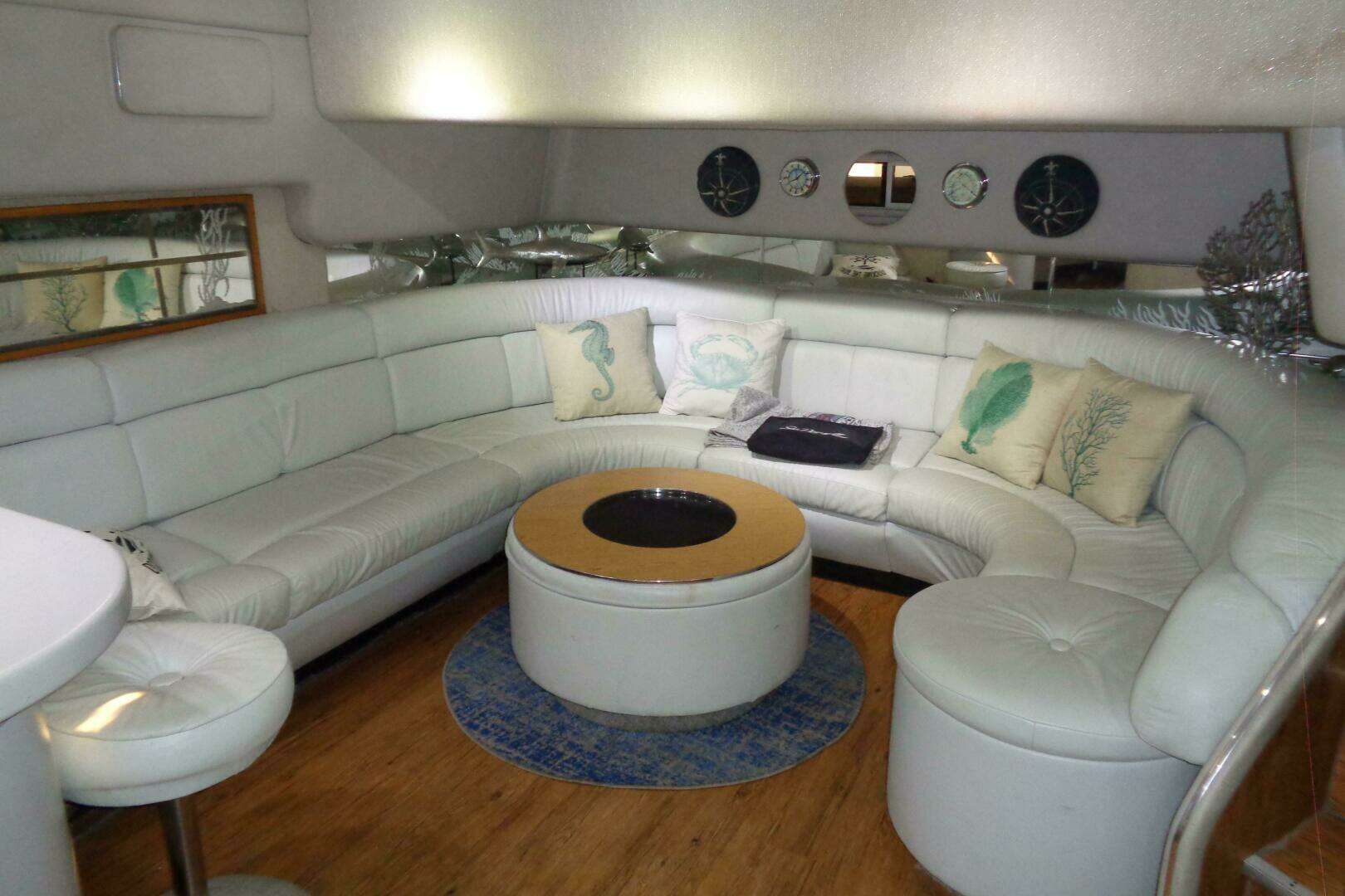 1991 Sea Ray 480 Sundancer - Image 52