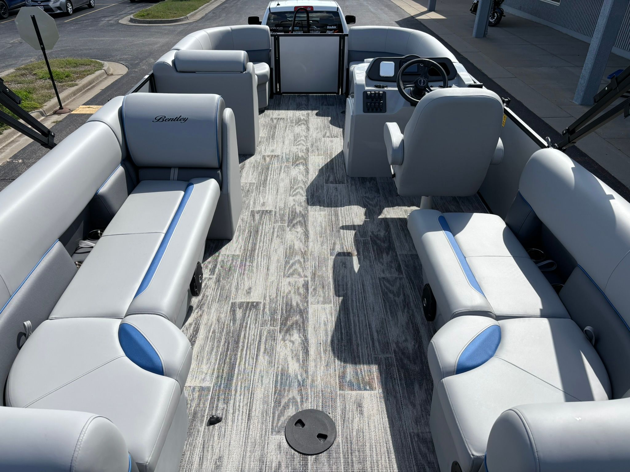 2027 Bentley Pontoons 223 Bolt - 34