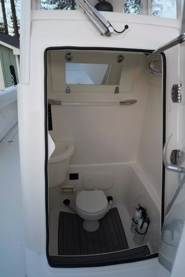 2022 Cobia 262 - Image 23