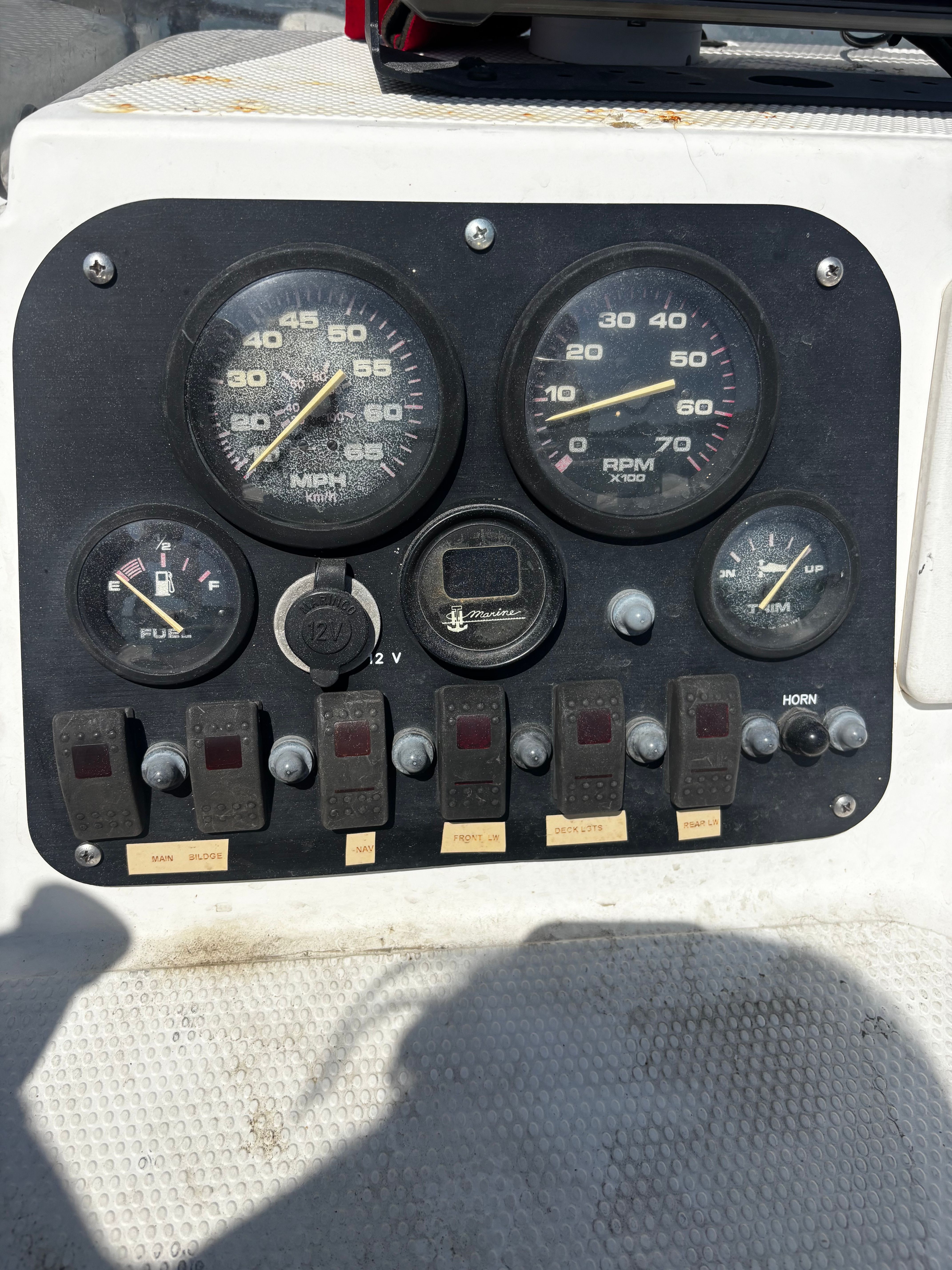 2006 Mako 211 Inshore - 12