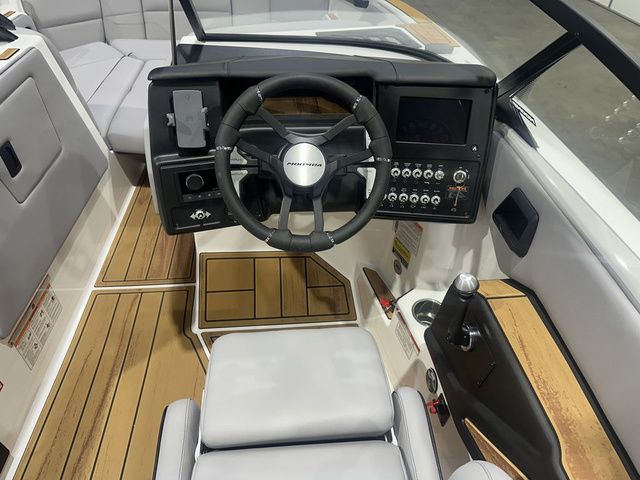 2026 Moomba Max - 10