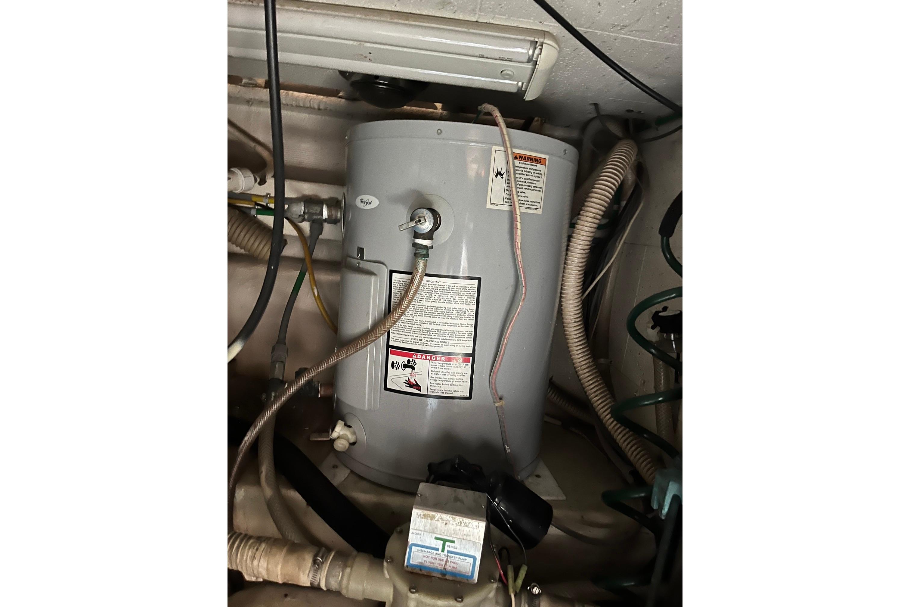 Water heater in 1989 Ocean Alexander 440 Sundeck CPMY engine room.