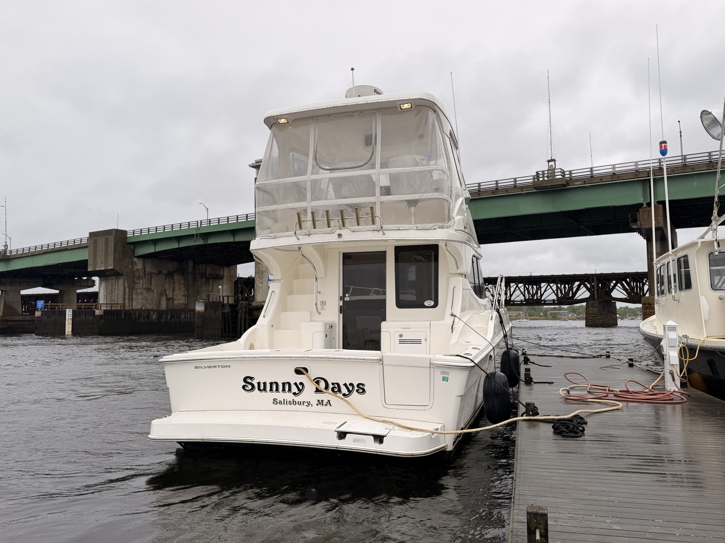2006 Silverton 38 Convertible - Image 5
