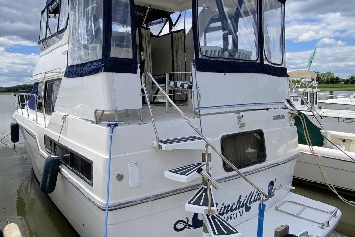 1992 Carver 36 Aft Cabin Motor Yacht