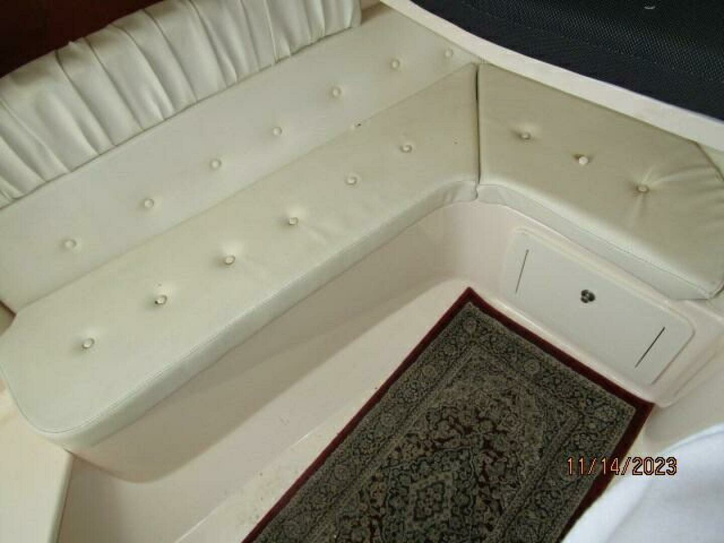 2001 Intrepid 348 Walkaround - Image 30