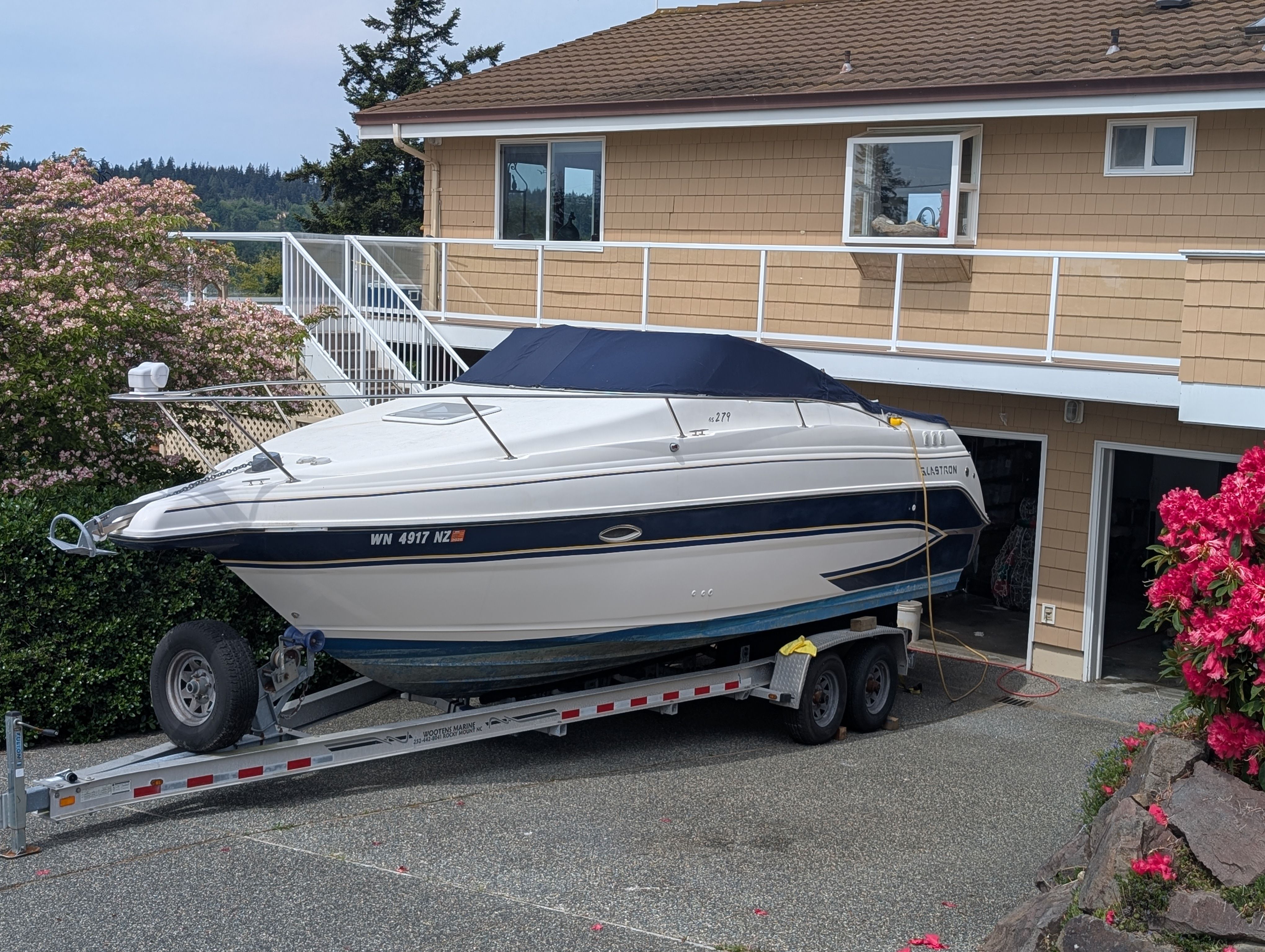 2006 Glastron GS