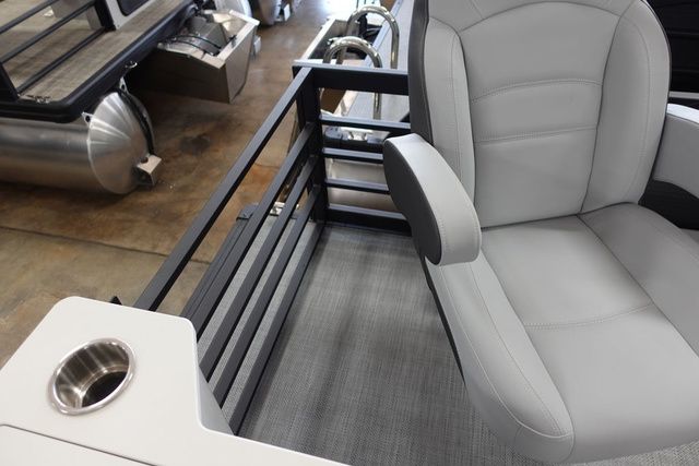 2023 Flagship Pontoons Discover Rear Fish D22 RF - 18