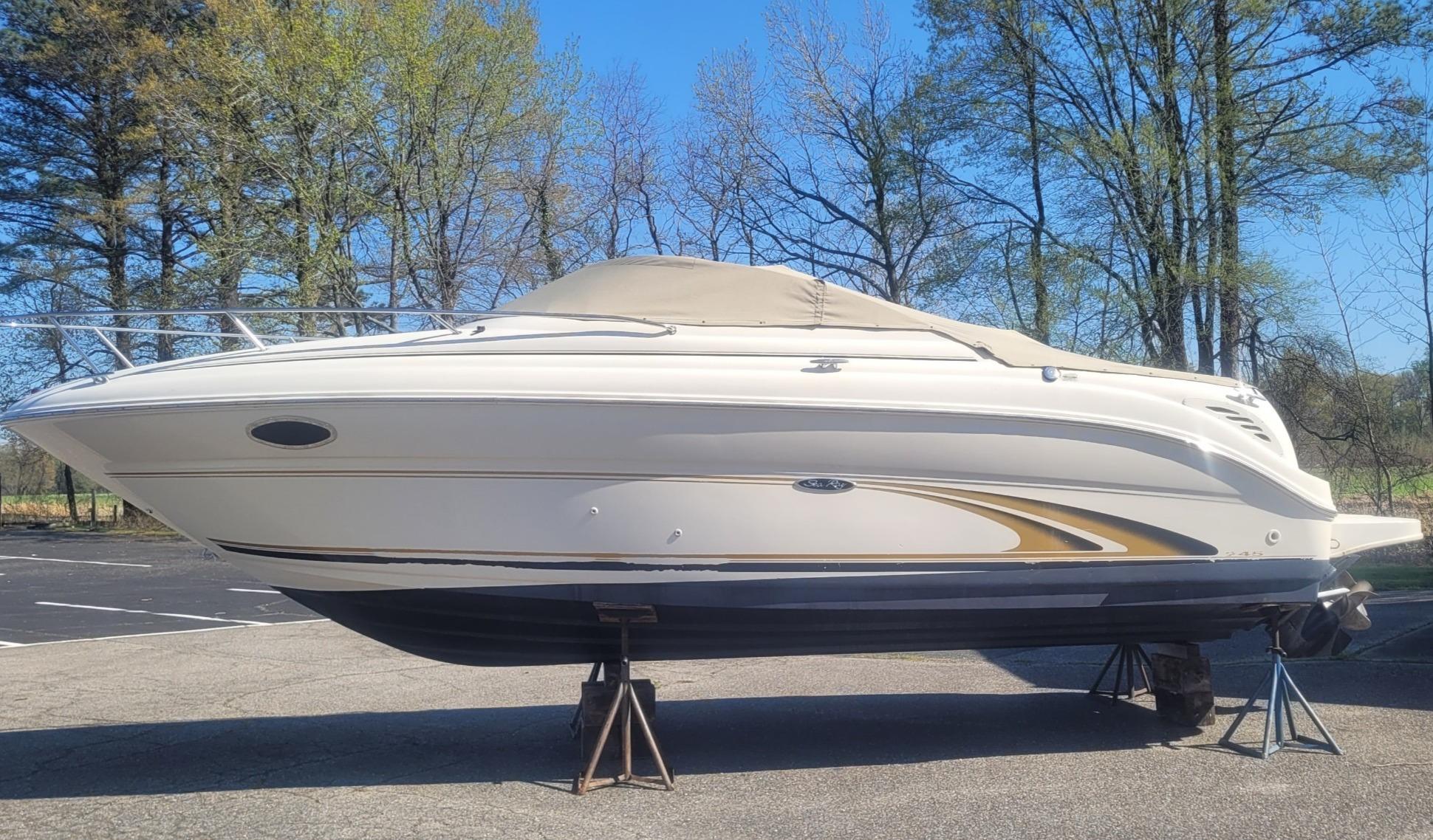 2001 Sea Ray 245 Weekender