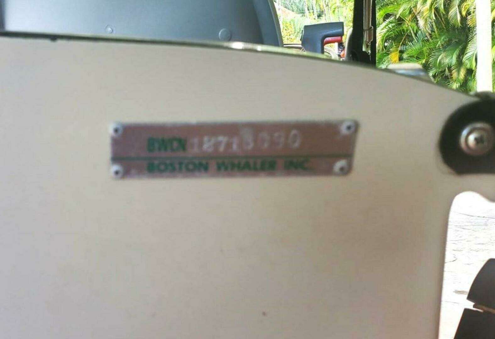 1990 Boston Whaler 130 Sport - Image 10