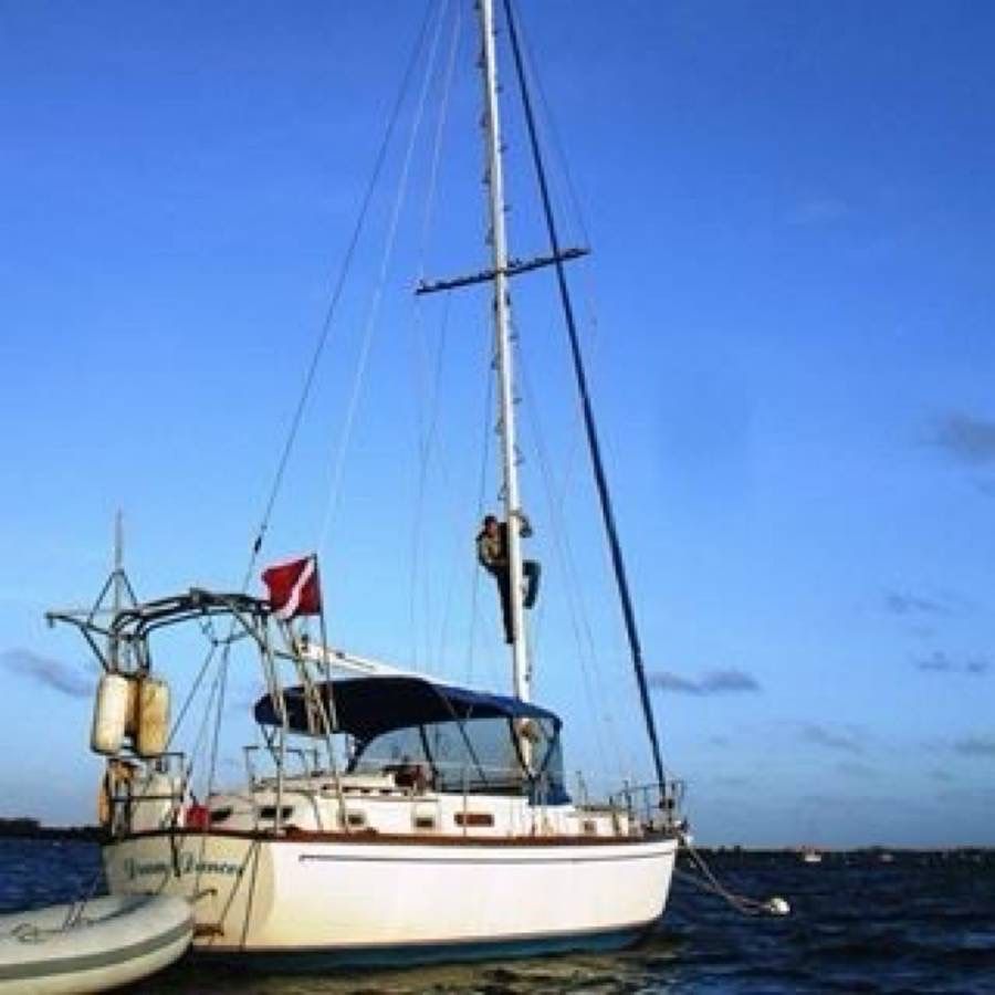 1981 Mariner 39 - 2