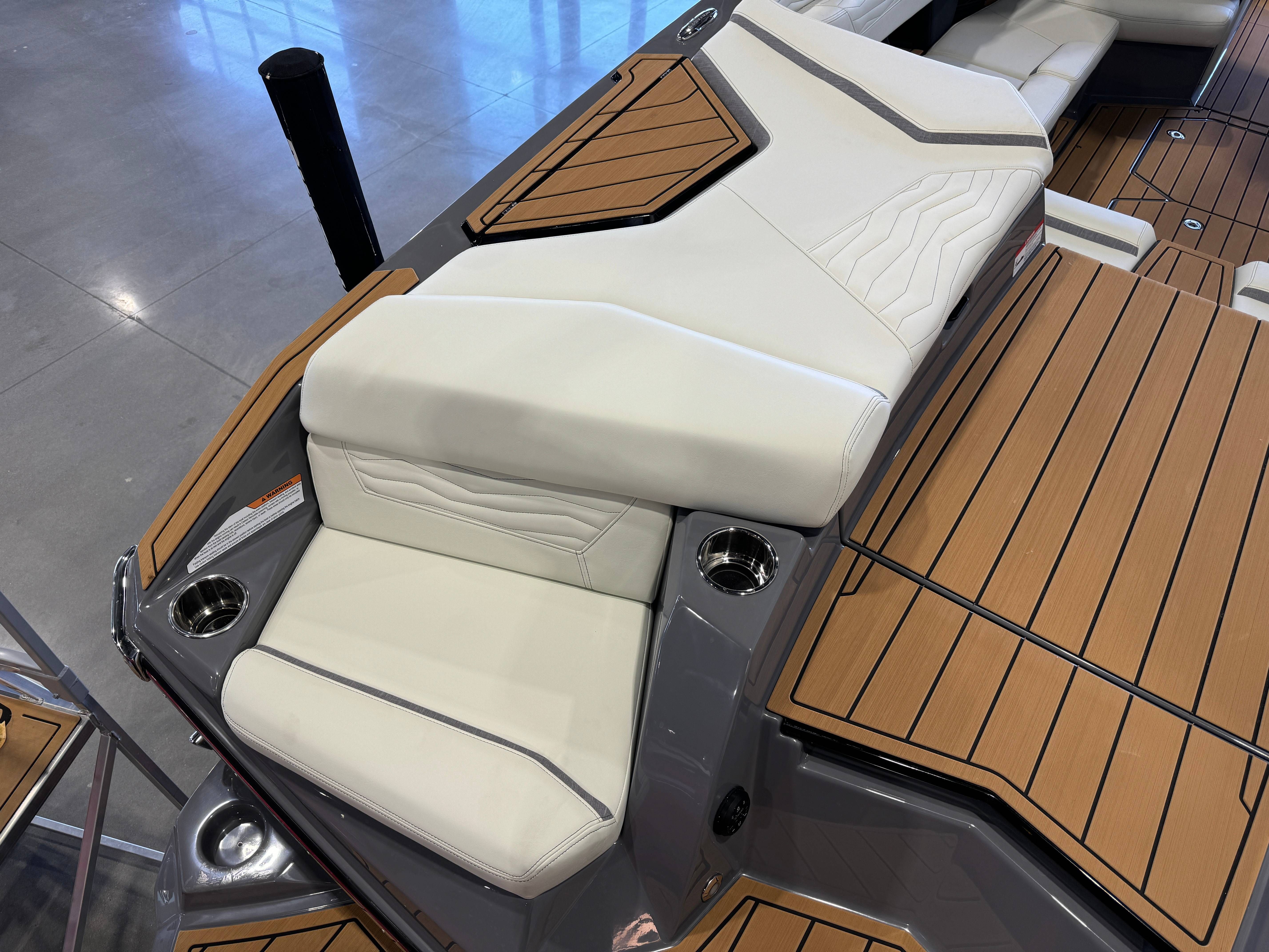 2025 Nautique Super Air Nautique G23 - 13