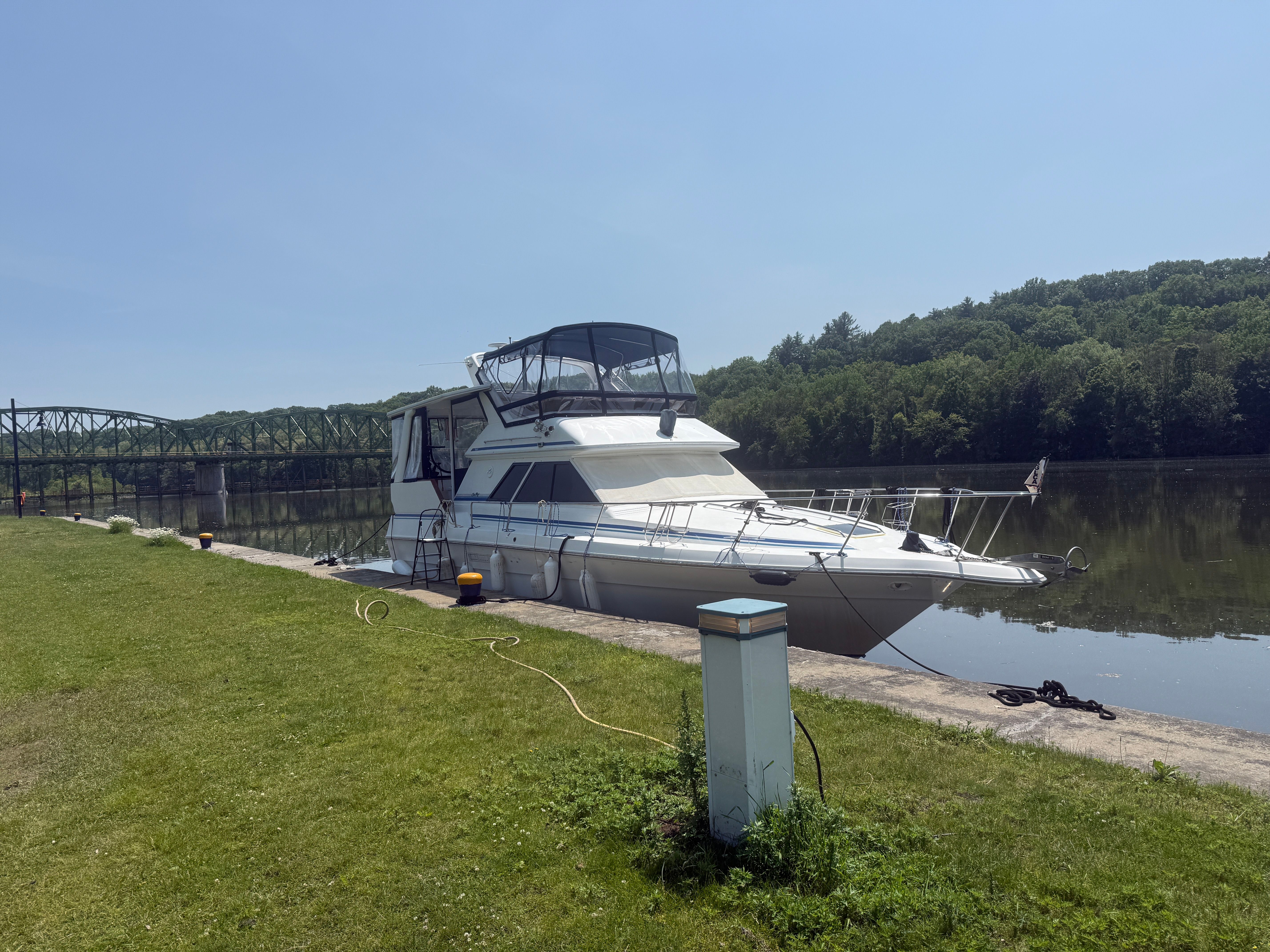 1989 Sea Ray 380 - 39