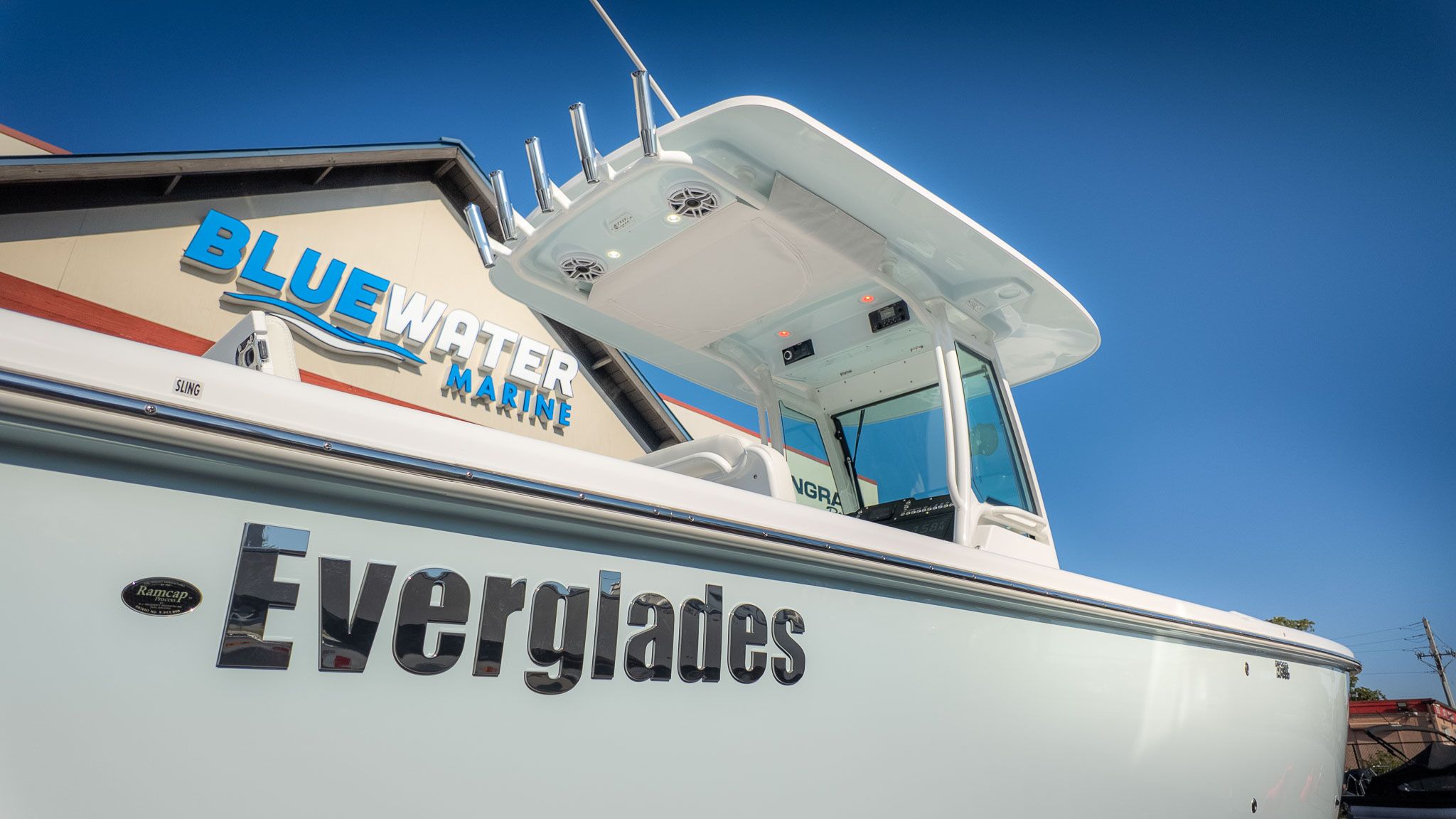 2027 Everglades 273 Center Console - 30