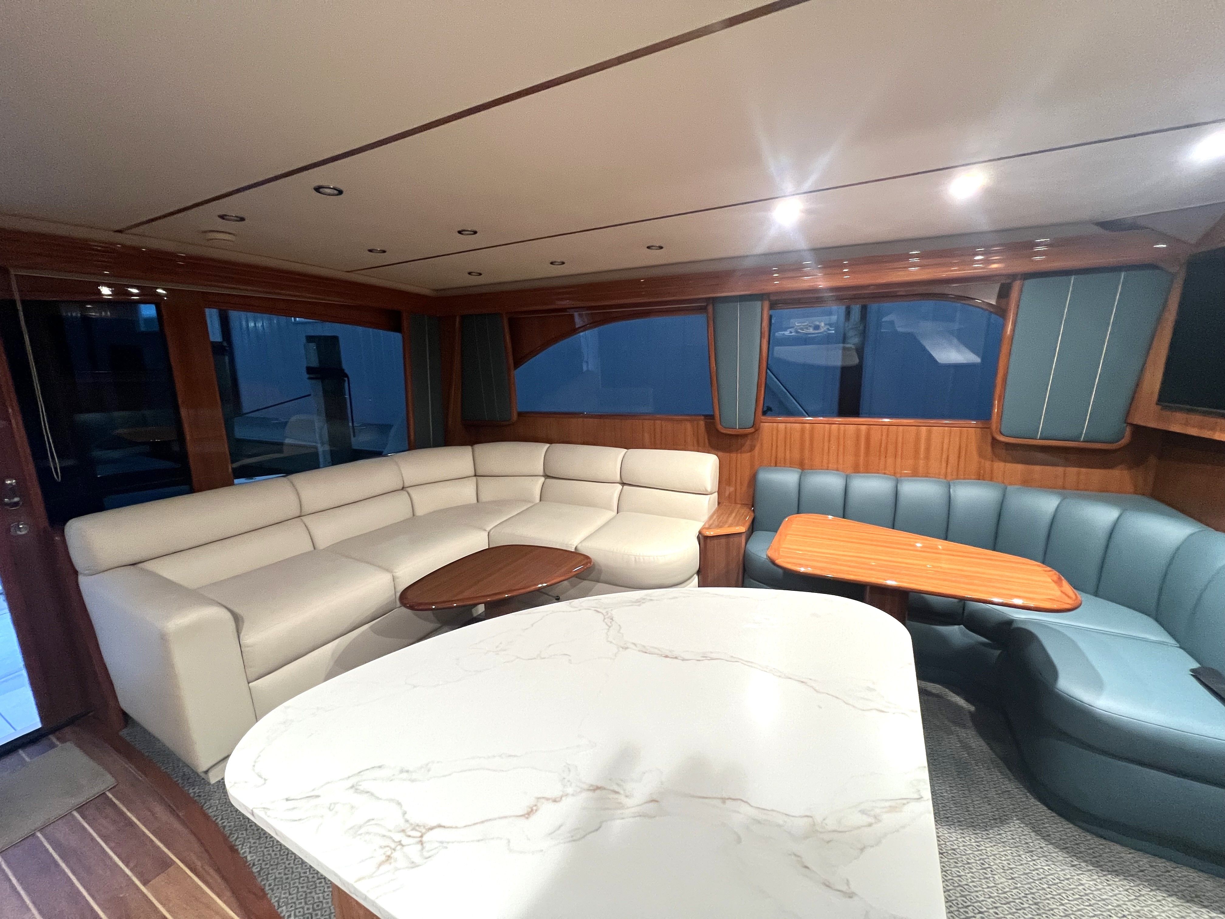 2011 Viking 50 Convertible - 22