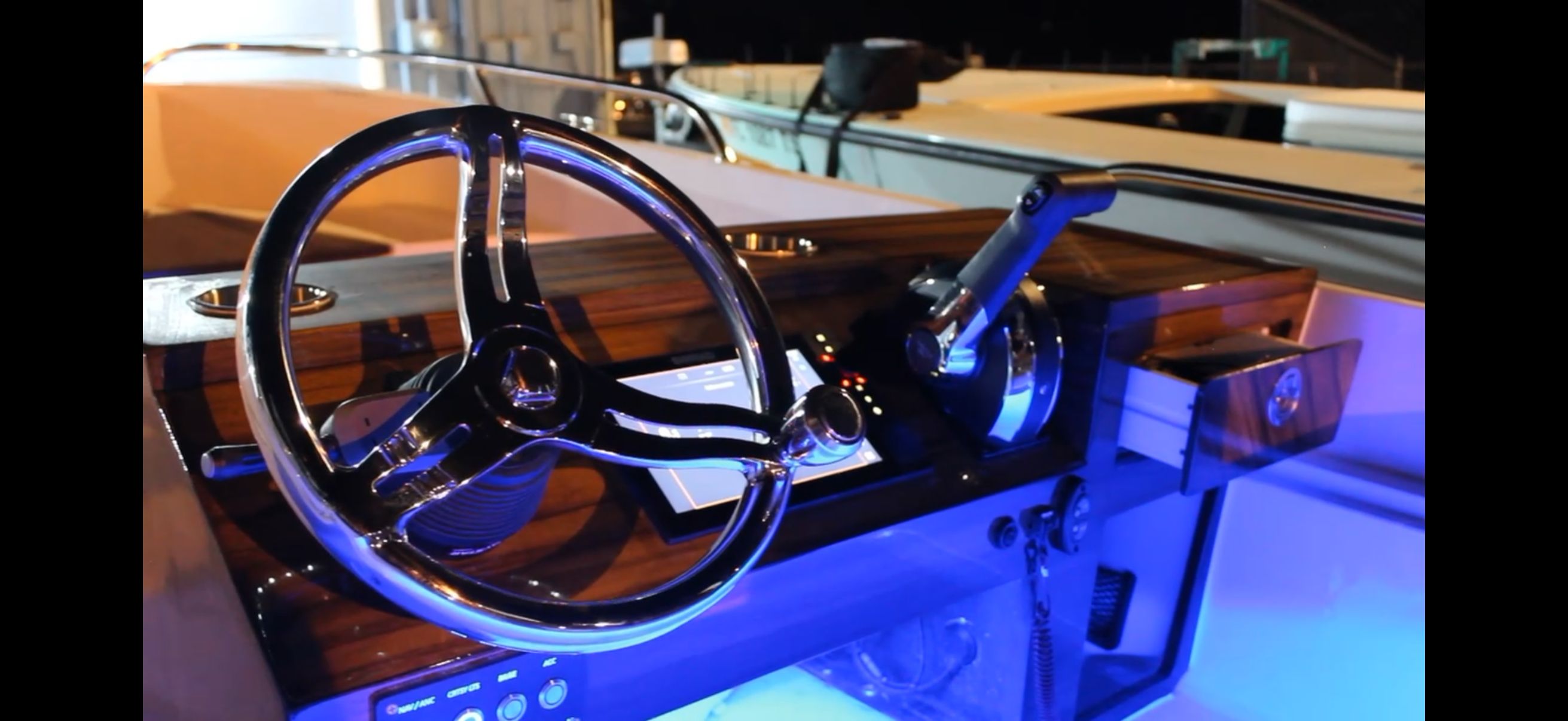 1986 Boston Whaler 17 Montauk - 7