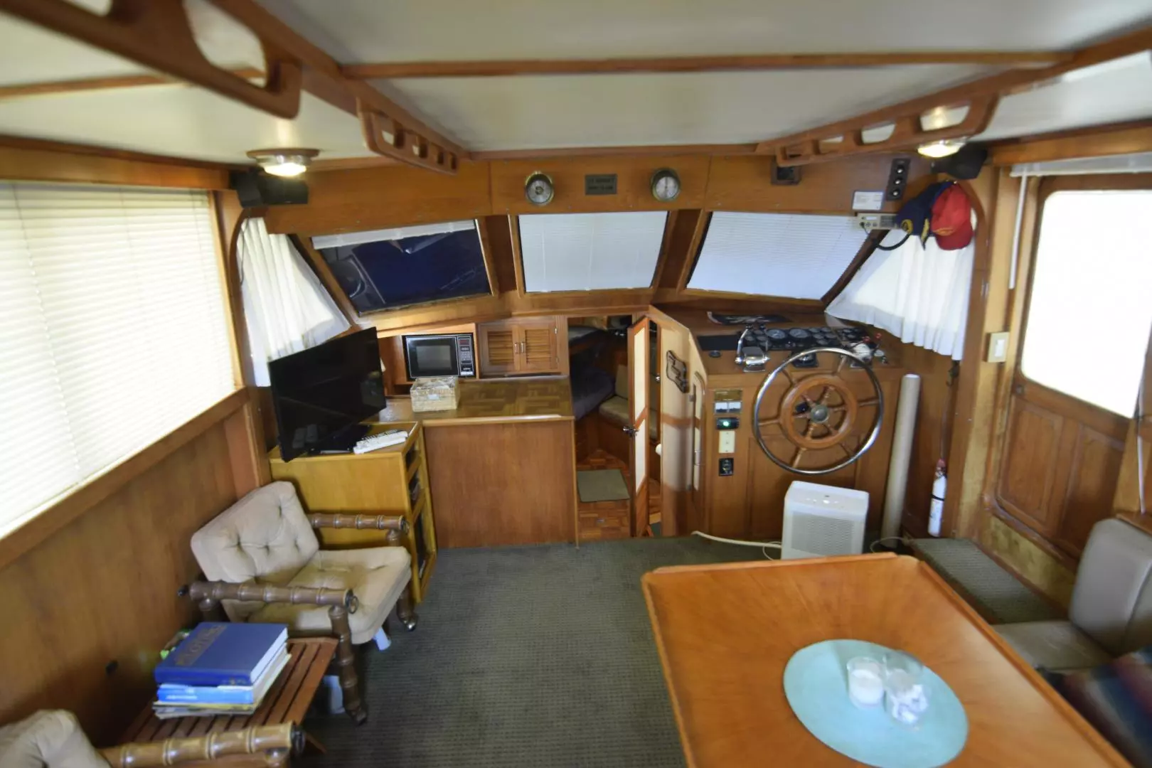 1987 Jefferson Sundeck - Image 7