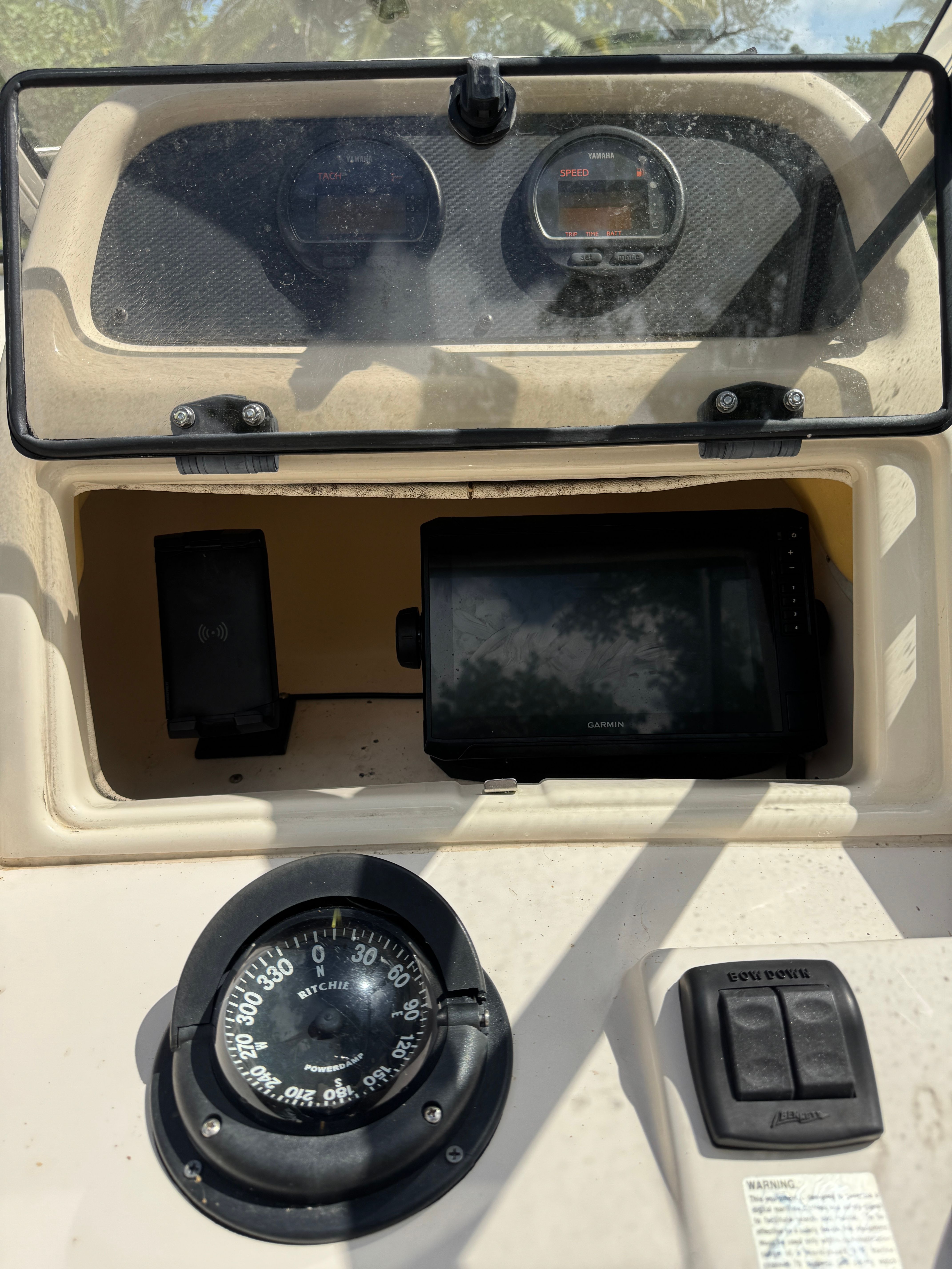 2005 Grady-White Seafarer 226 - 12
