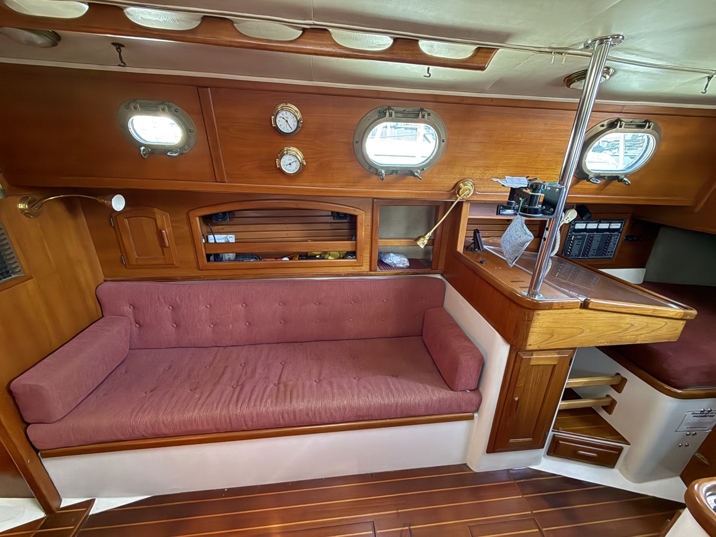 1987 Pacific Seacraft — - Image 40
