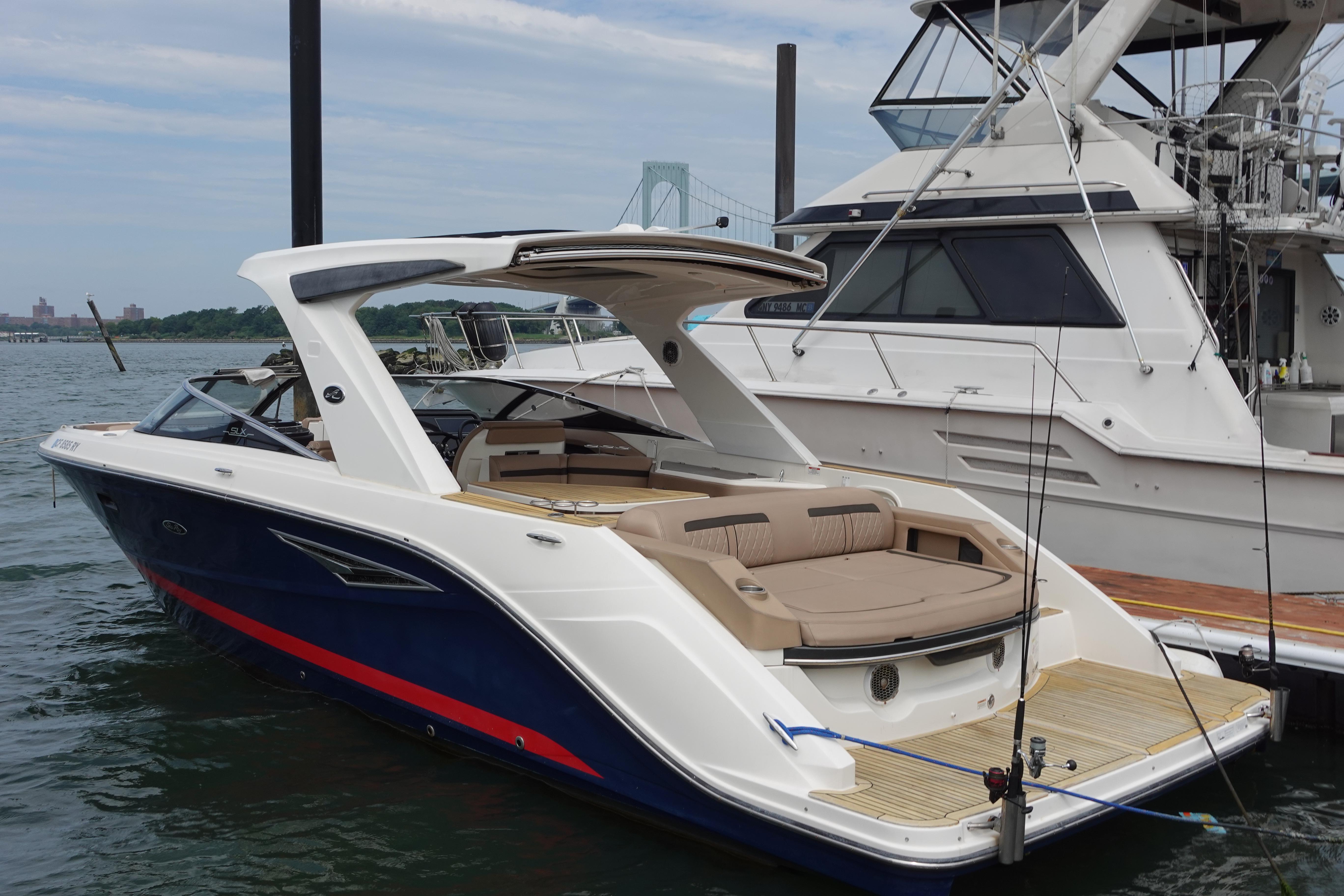 2017 Sea Ray SLX 310