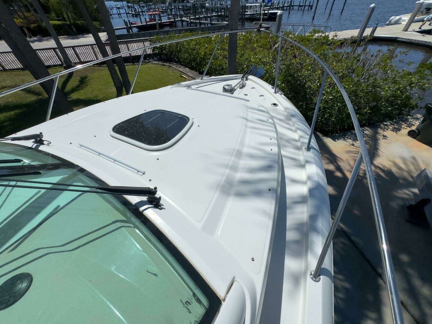2018 Boston Whaler 315 Conquest - Image 33