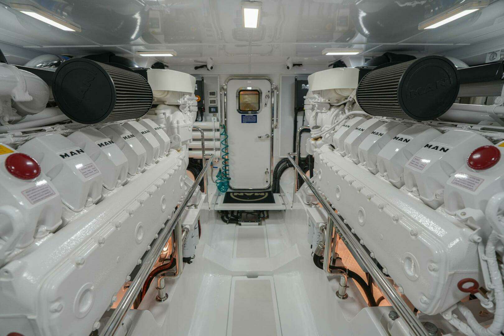 2025 Marlow Explorer 70E-CB - Image 64