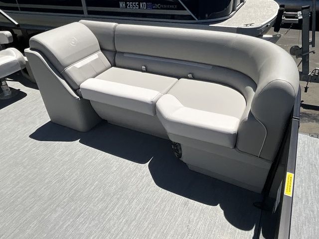 2026 Godfrey Marine Xperience 2286 SBX Sport Tube 27 In. Package - 19