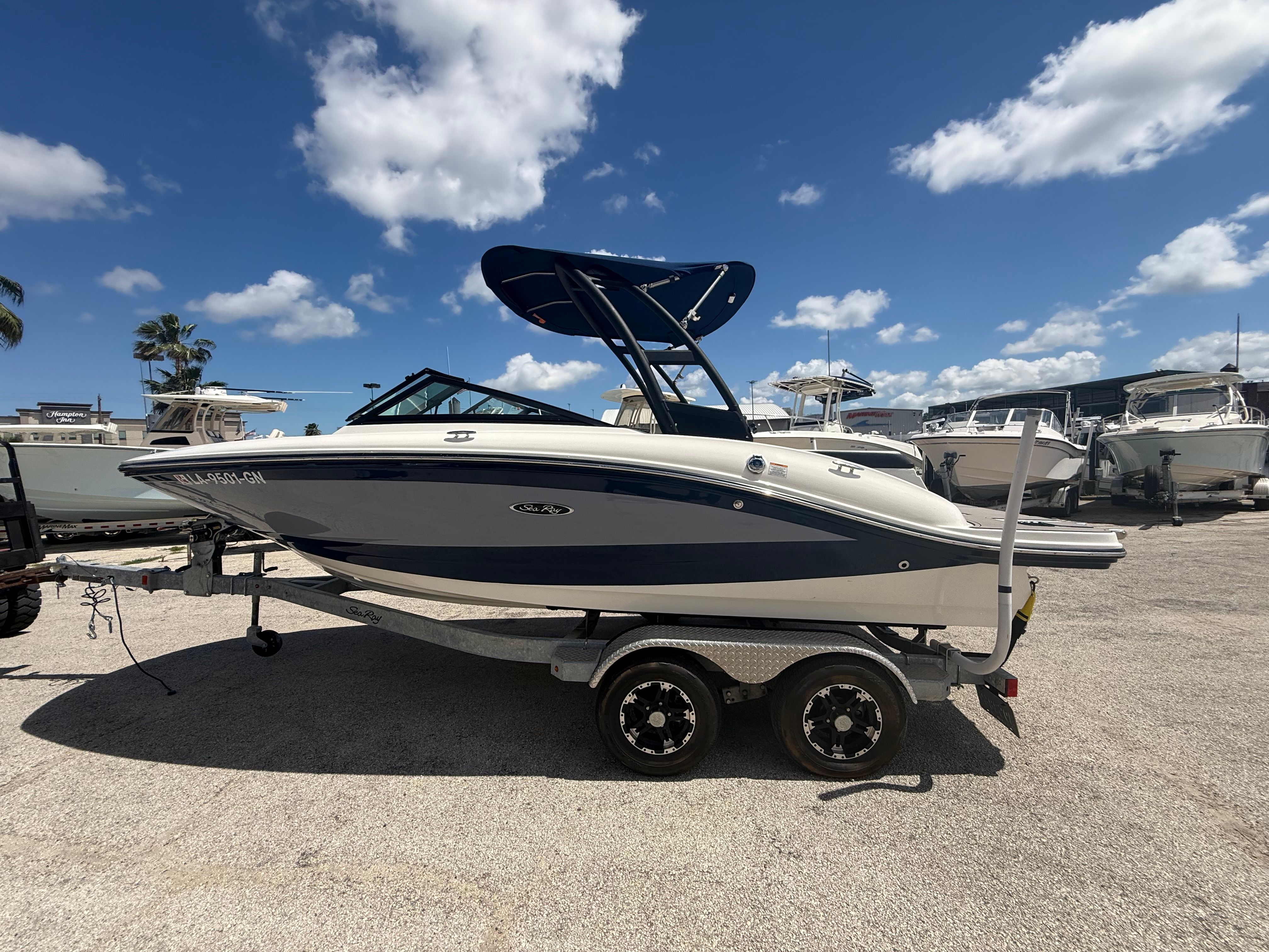 2022 Sea Ray 190 Sport - 6