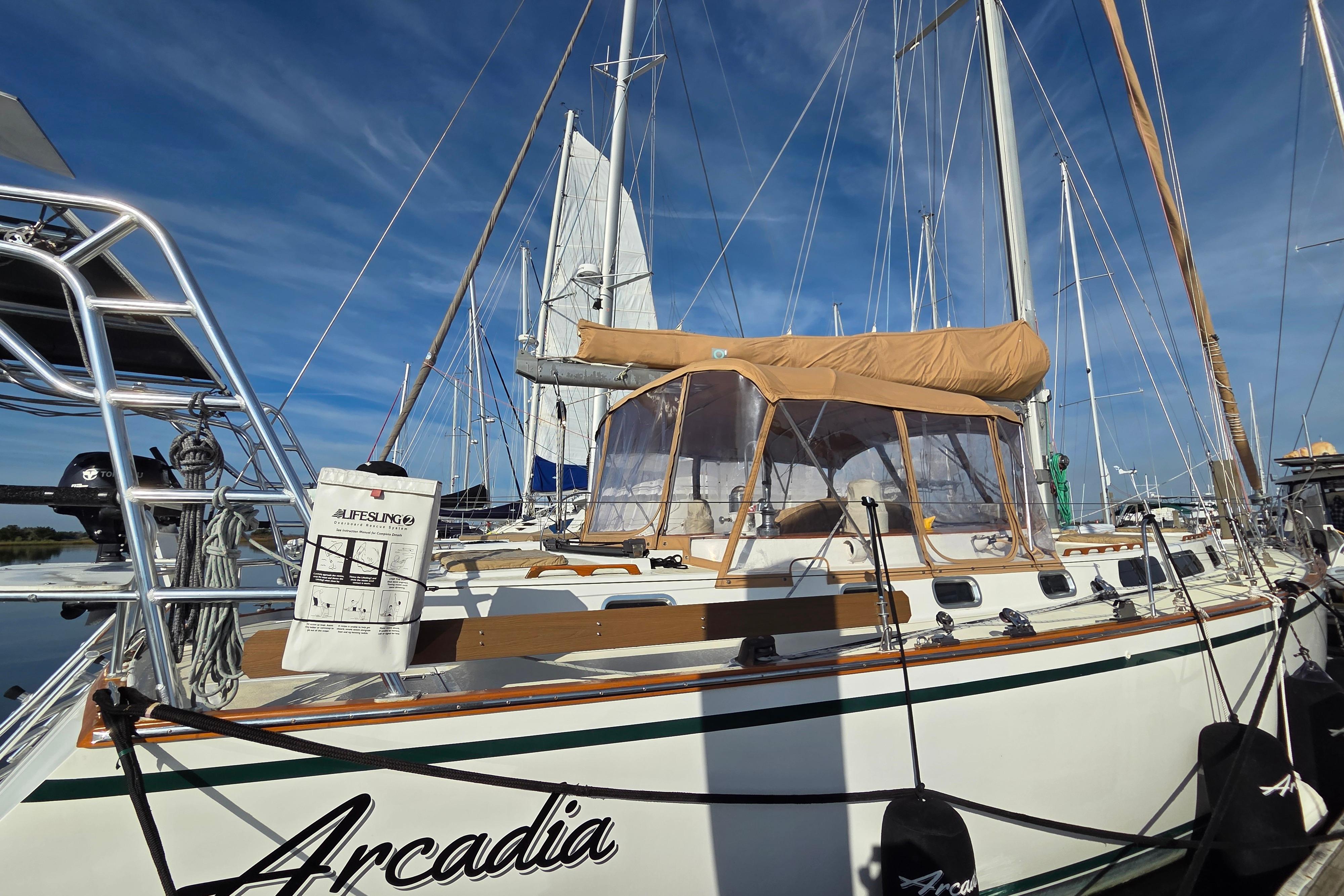 1985 Endeavour 51
