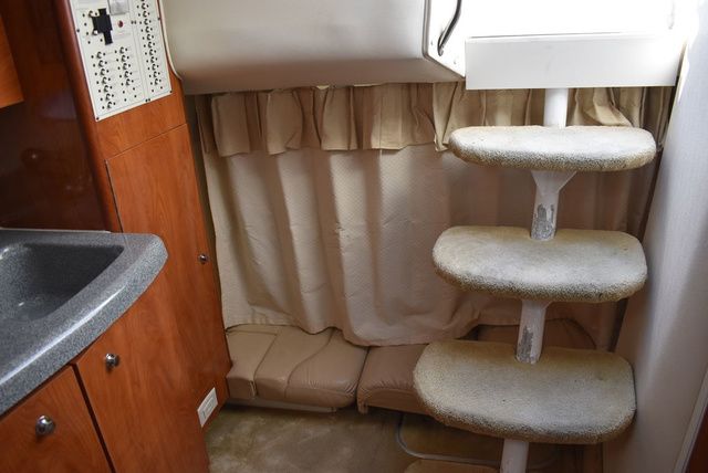 2005 Larson Cabrio 310 - 82