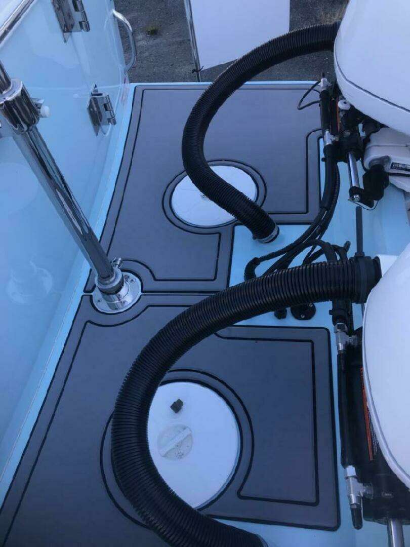 2020 Regulator 23'CC - Image 16