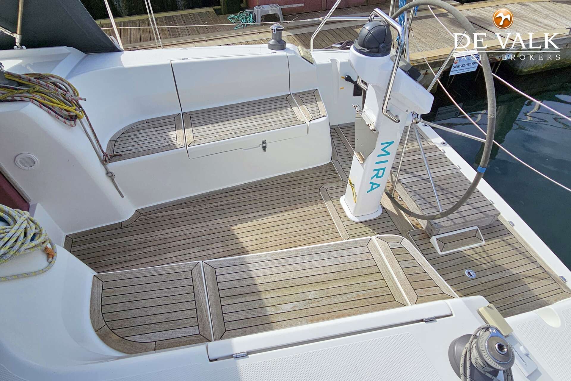 2011 Hanse 375 - 13