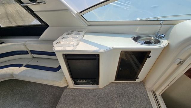 1997 Donzi 3250 LXC - 10