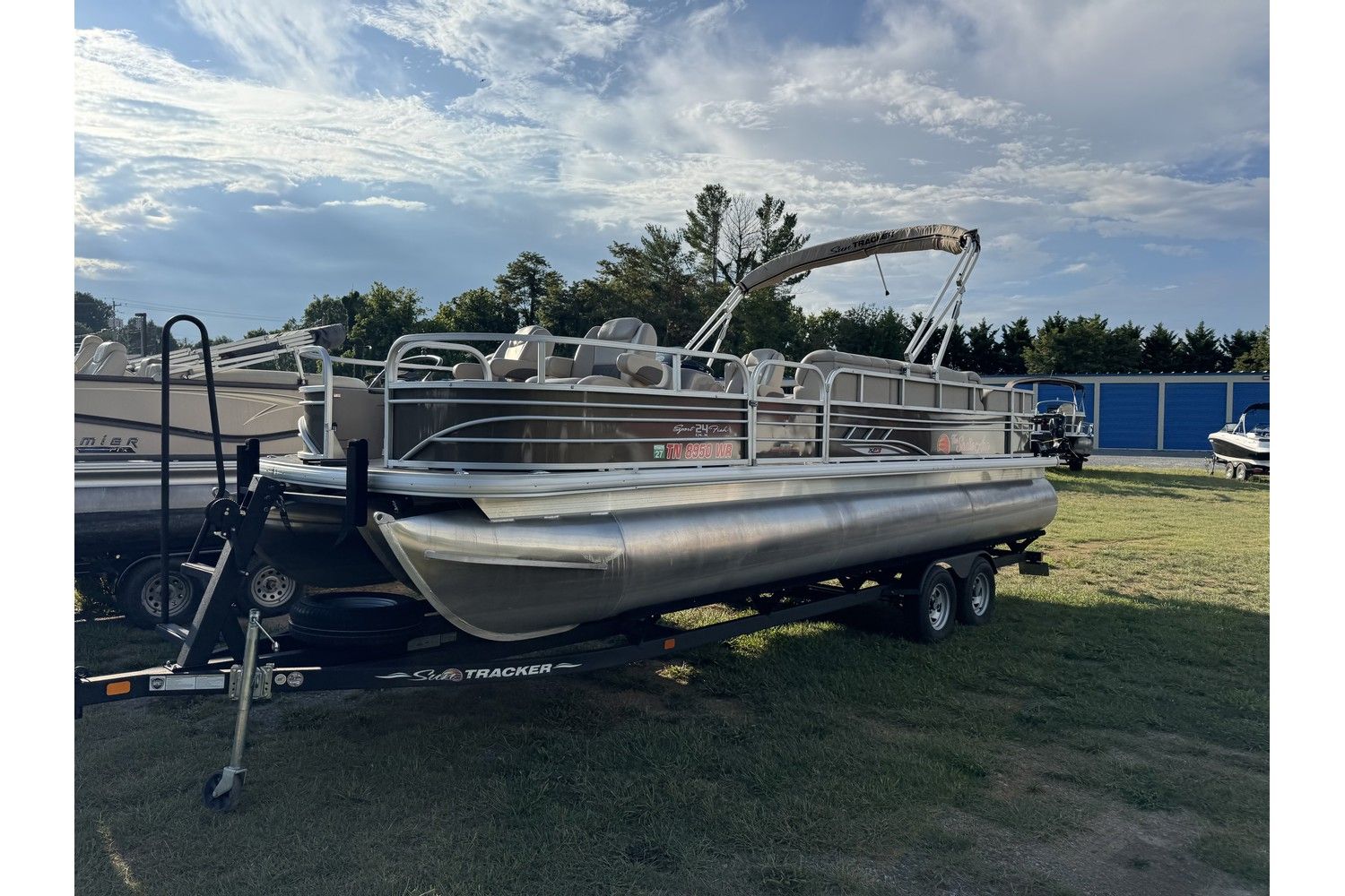 2023 Sun Tracker Sportfish 24 XP3 - 8