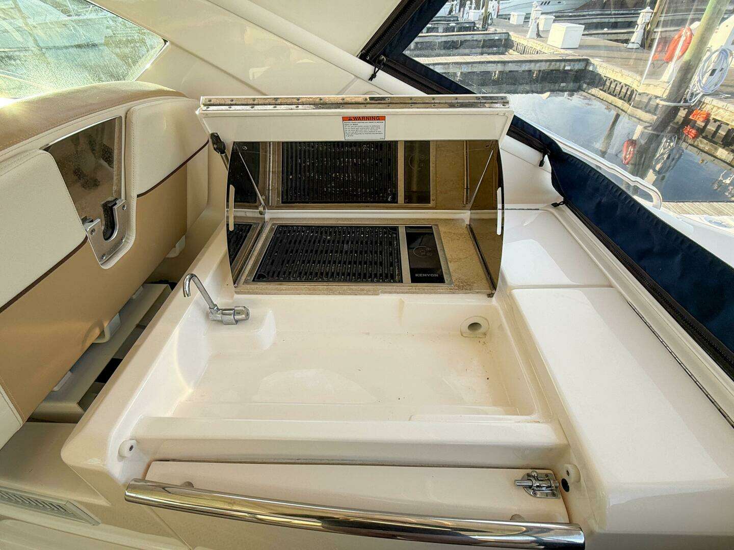 2013 Tiara Yachts 3600 Coronet - Image 15