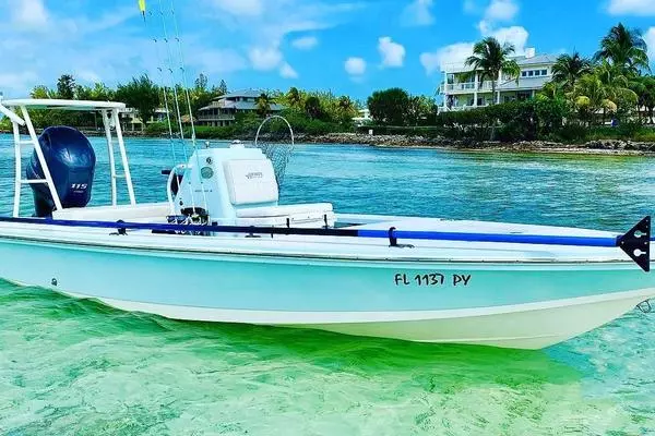 2015 Hewes 18 Redfisher