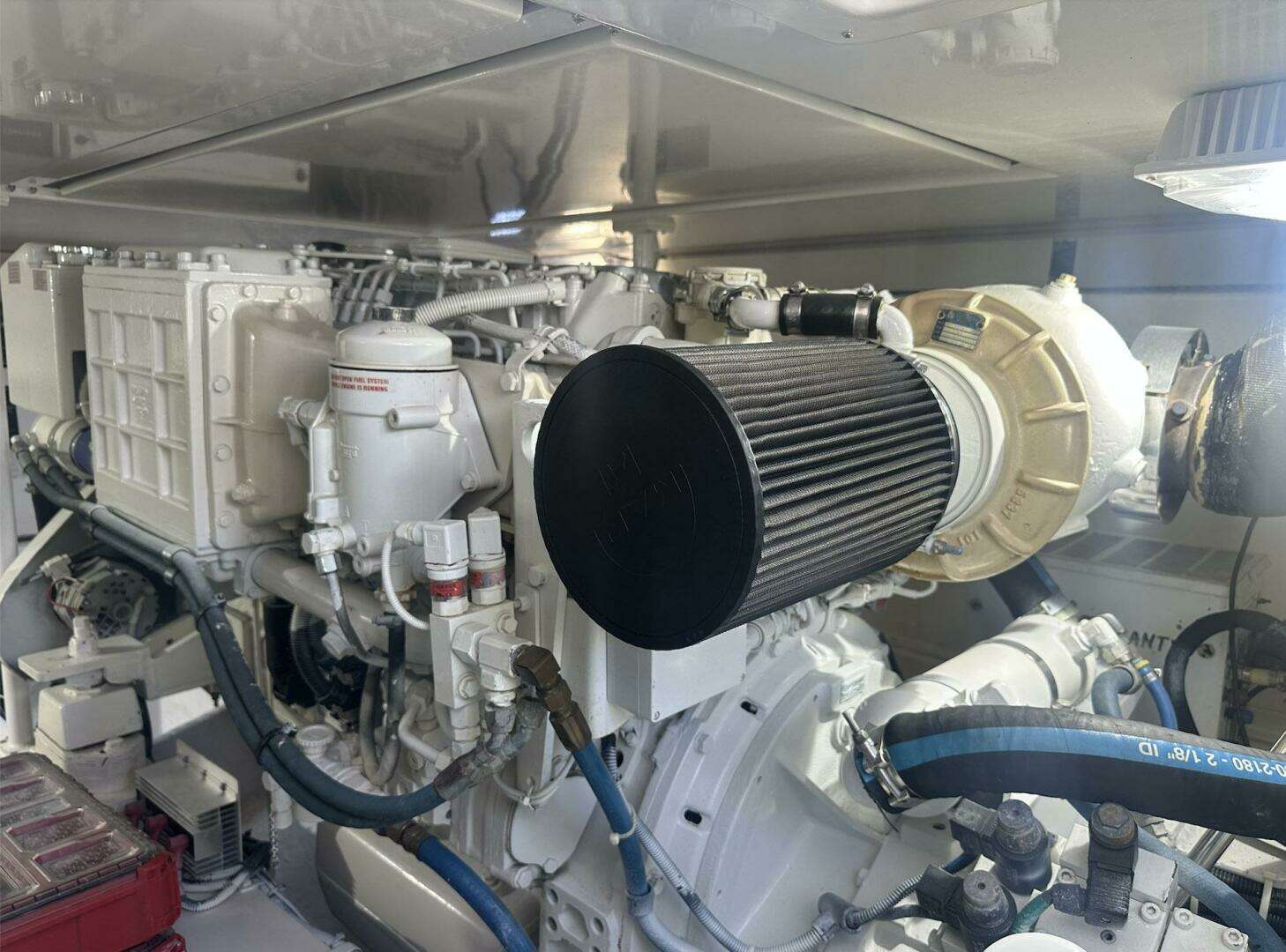 2006 Henriques 42 Convertible - Image 24
