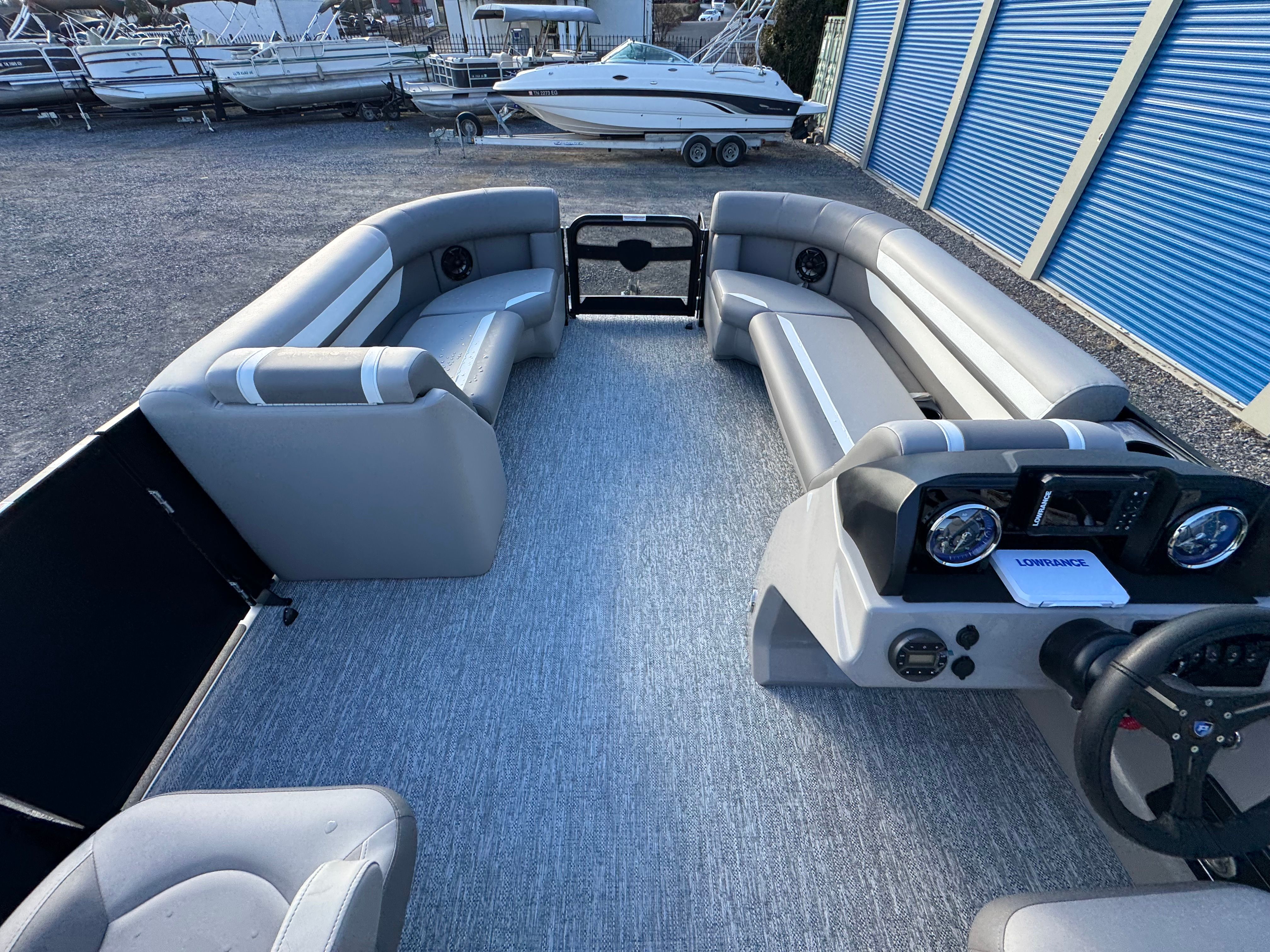 2026 Premier 220 Sunscape RF - 26