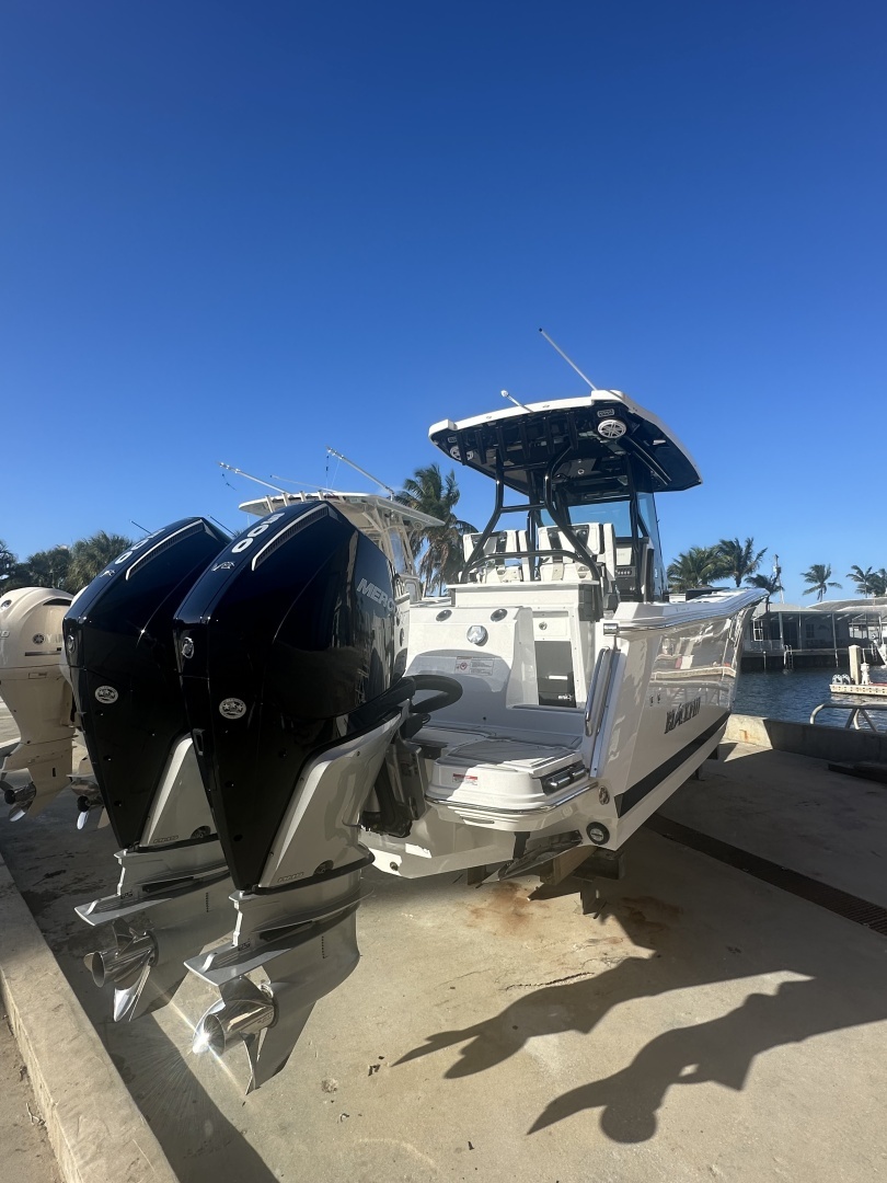 2025 Blackfin 272 CC - Image 31
