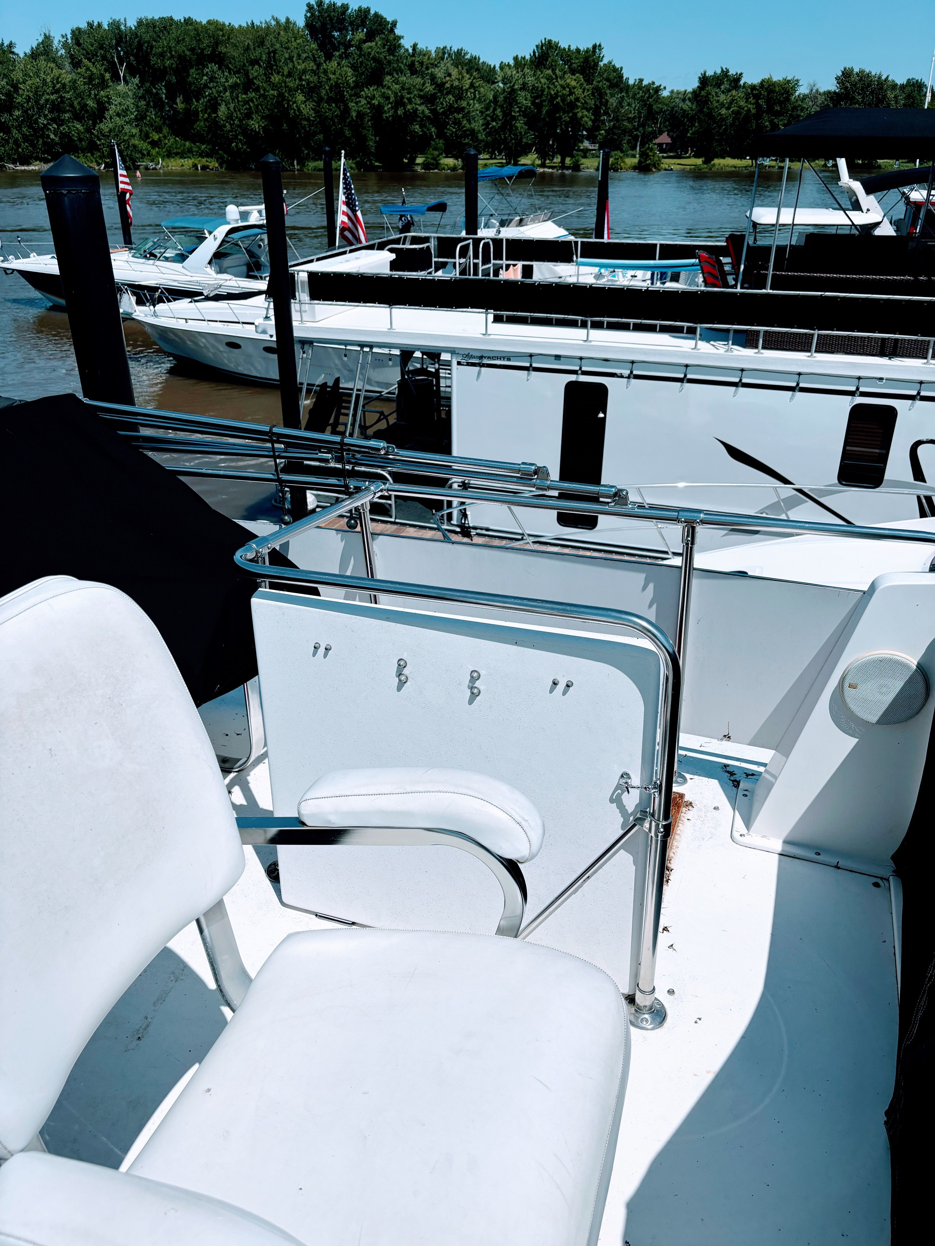 1977 Bertram 42 Motor Yacht - 15