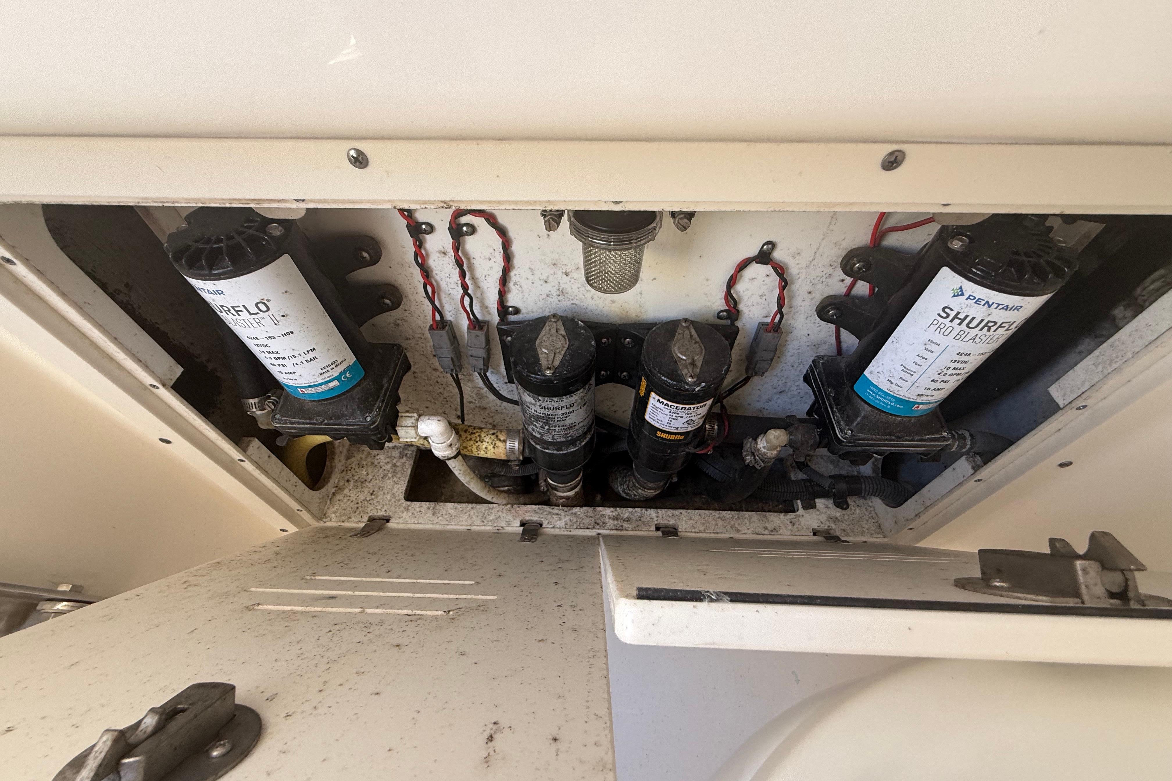 2019 Key West Billistic 281 Center Console boat's pump system with Shurflo components.