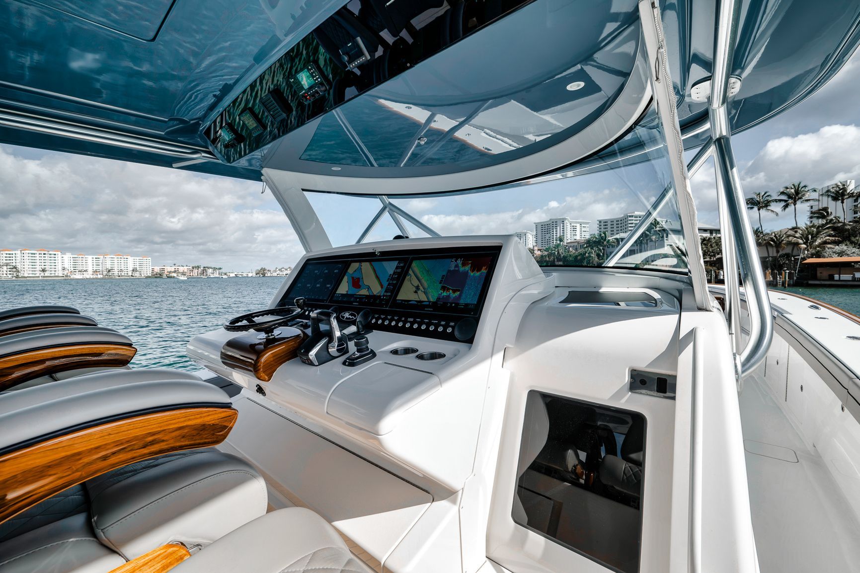 2024 Valhalla Boatworks V-55 - 11