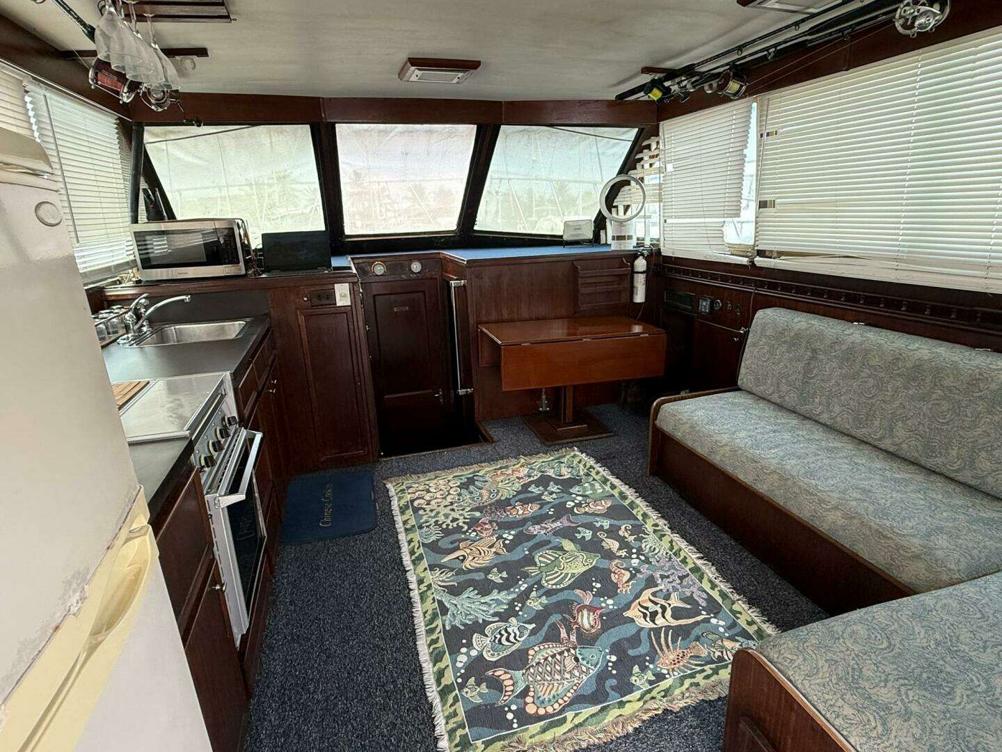 1979 Hatteras 37 Convertible - Image 12