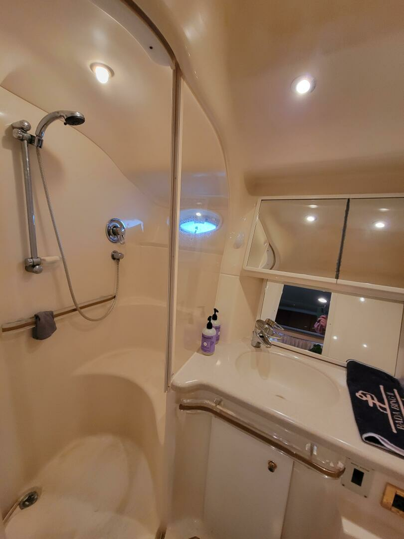 2000 Sea Ray 540 Sundancer - Image 63