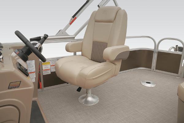 2023 Sun Tracker SportFish 20 DLX - 31