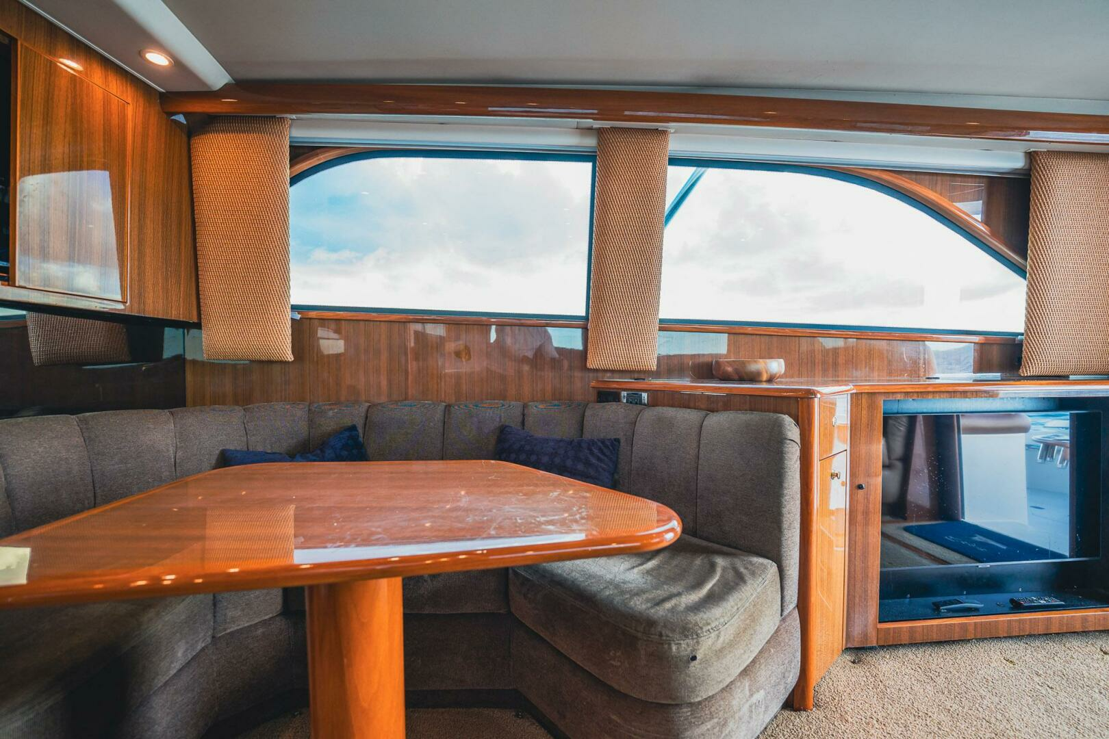 2005 Viking Convertible - Image 21