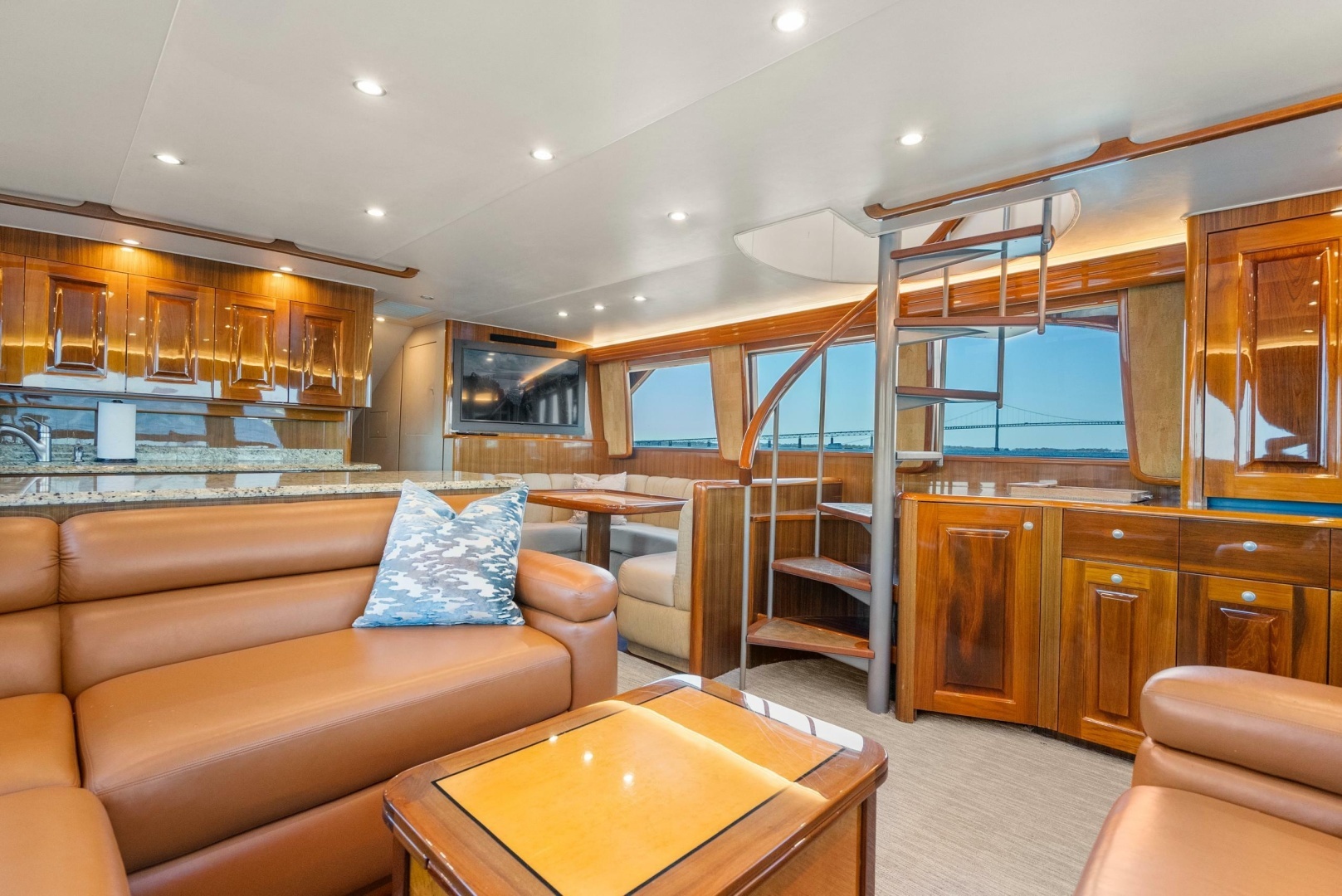 2007 Viking Enclosed Flybridge - Image 7