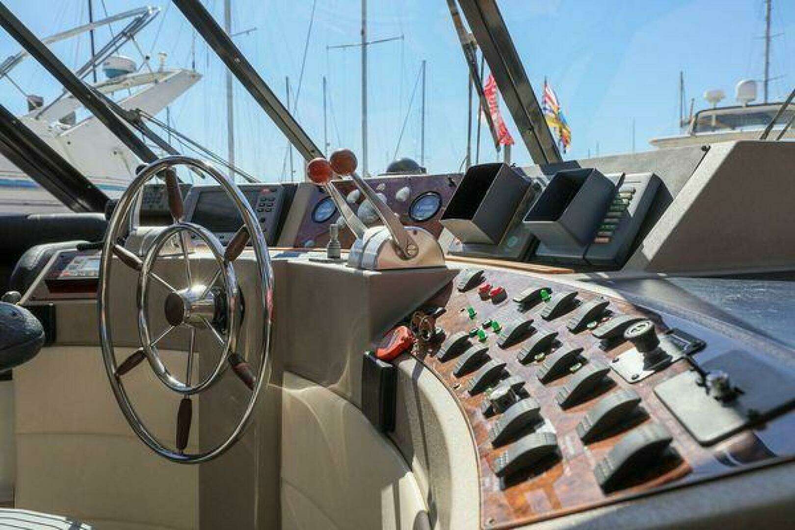 1998 Bayliner 4788 - Image 19