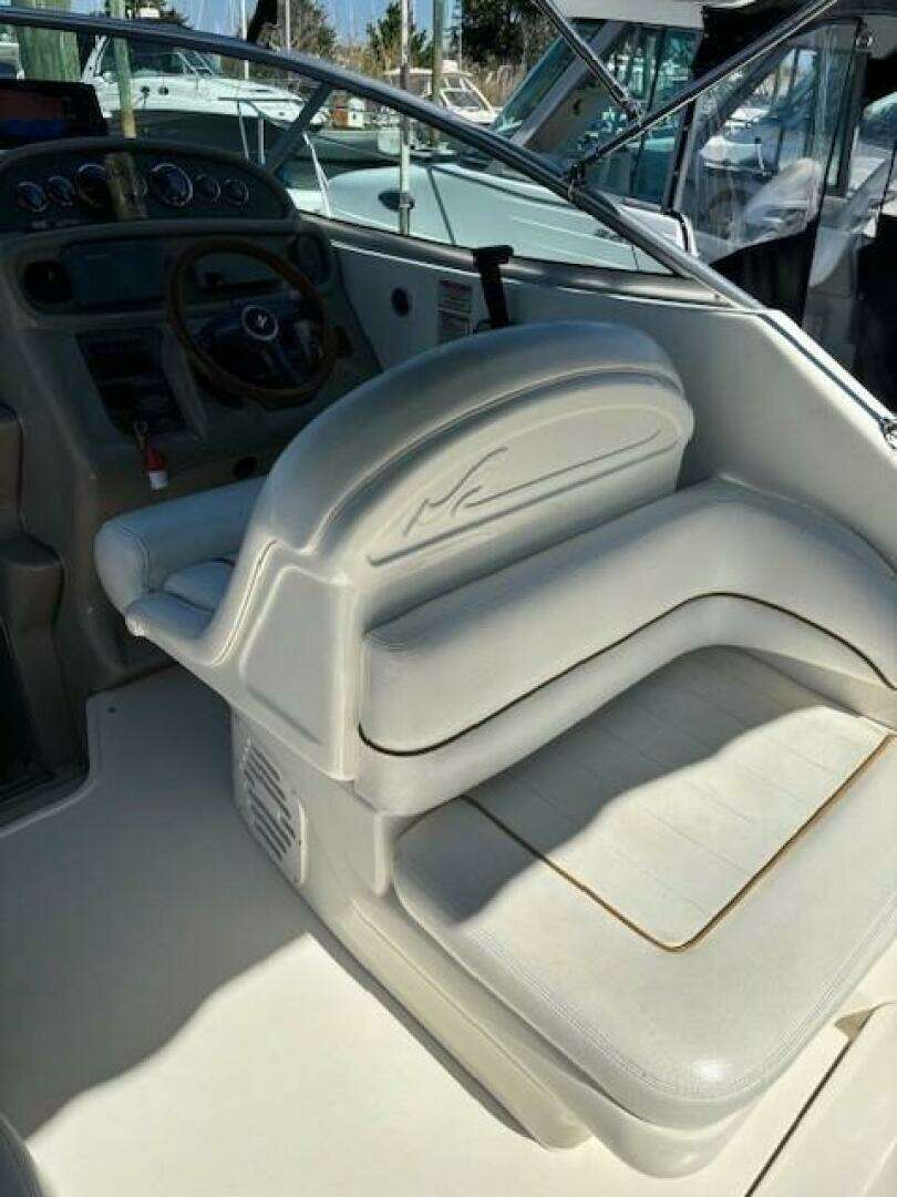 2000 Sea Ray 270 Sundancer - Image 23