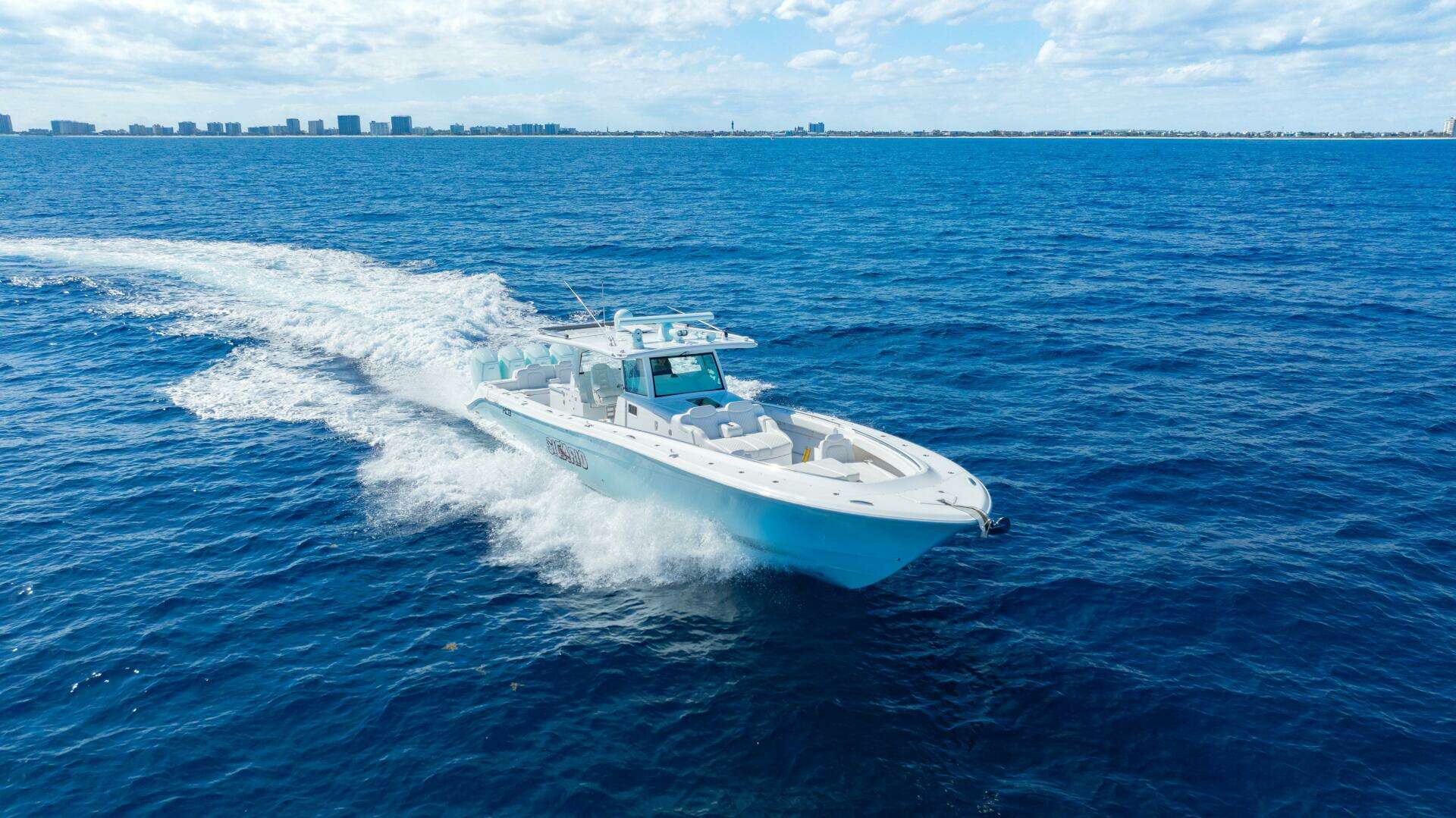 2024 HCB 53 Suenos RXV - Image 22