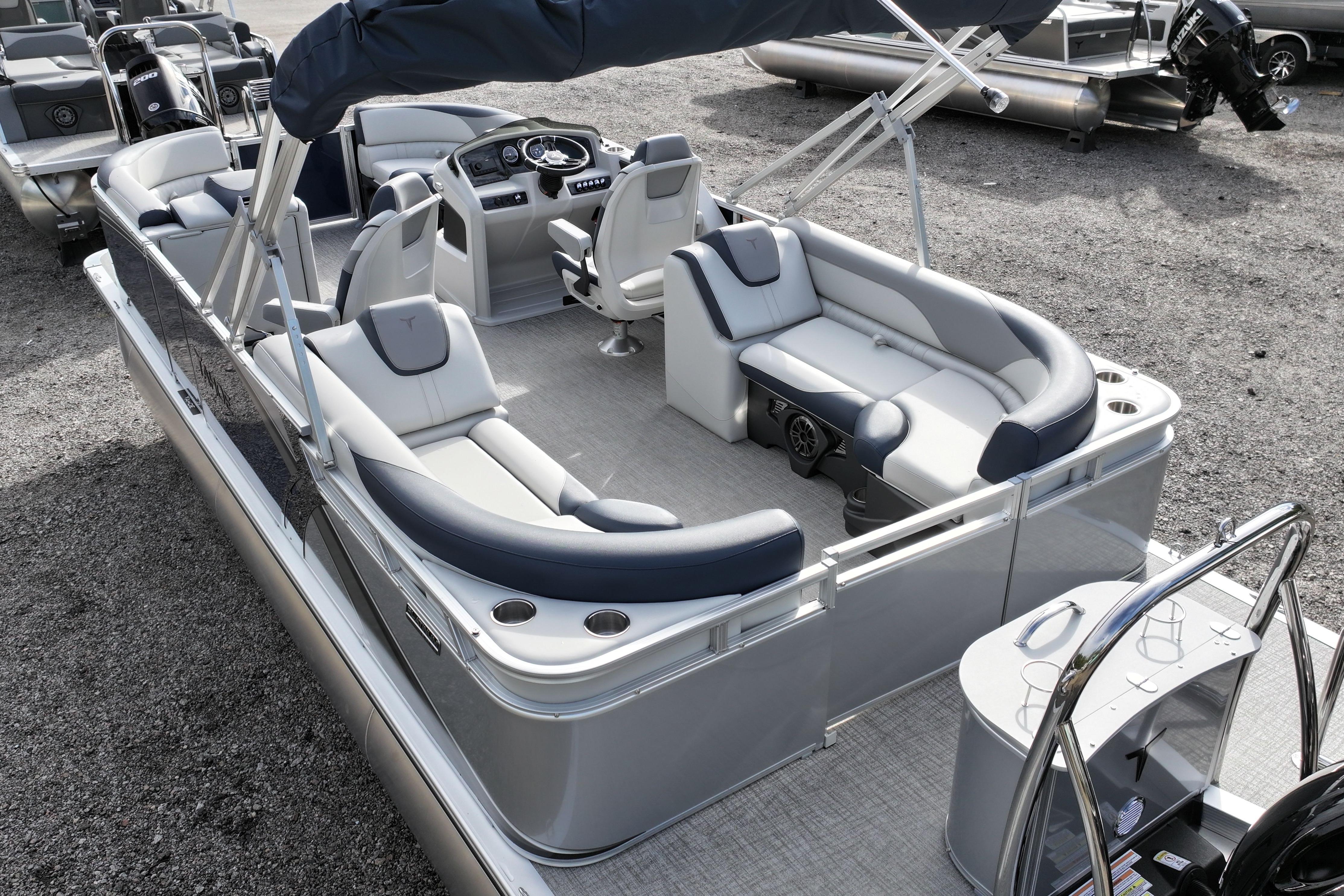 2026 Tahoe Pontoon LTZ Quad Lounger with luxurious seating and modern design.